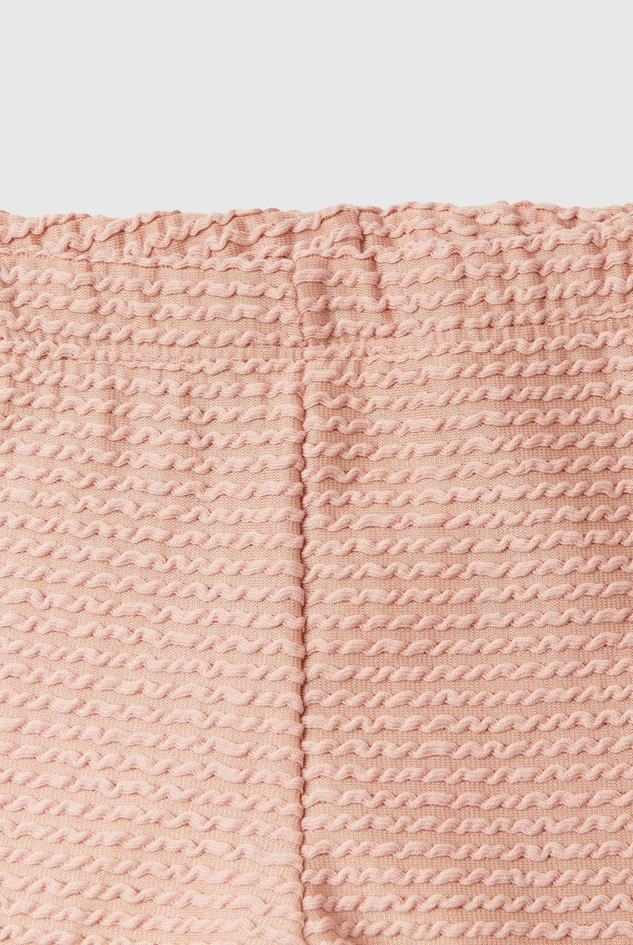 يونايتد كولورز اوف بينيتون طقم من قطعتين بطبعة جرافيك على الجزء العلوي وتفصيلة عقدة على المعصم رضع