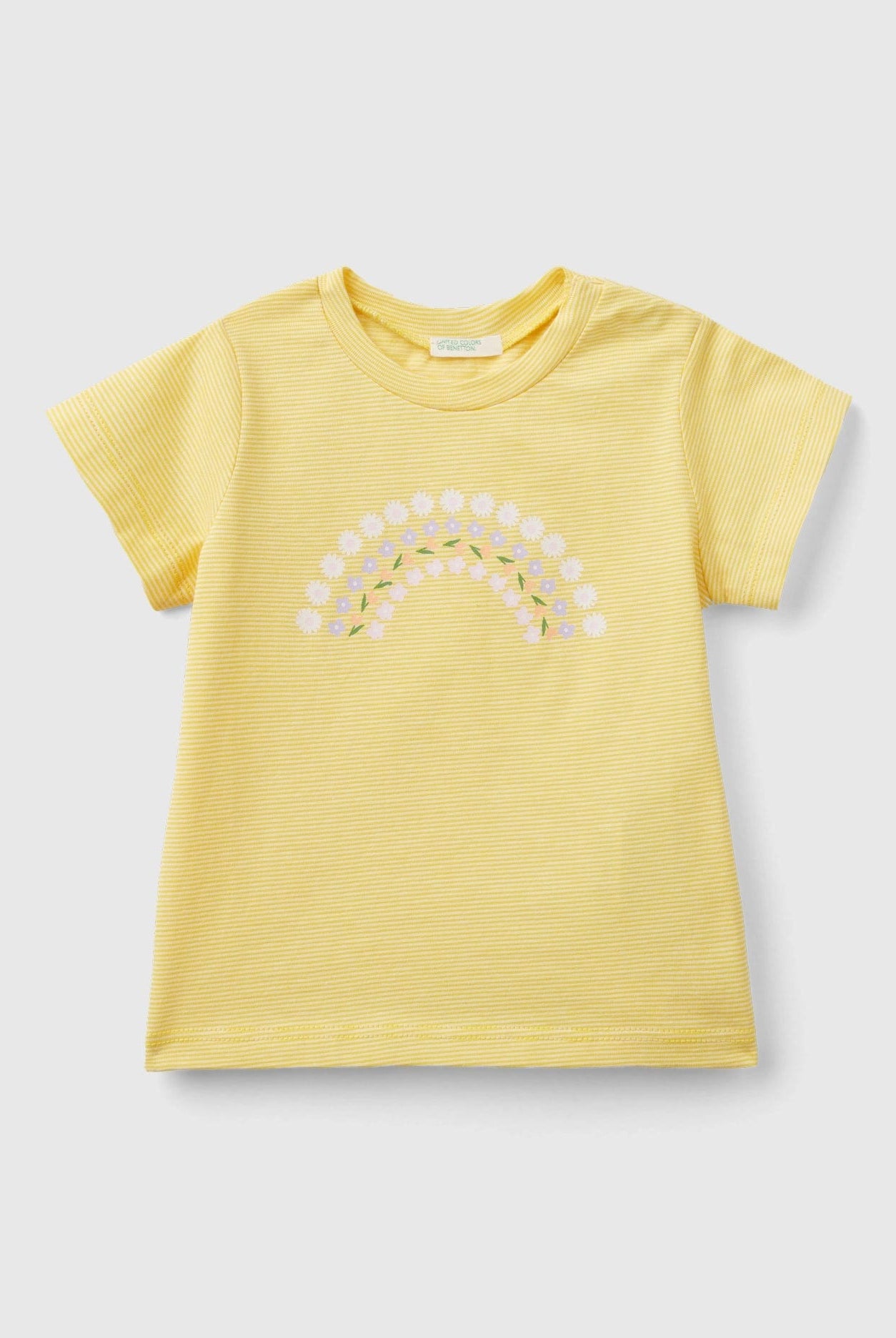 يونايتد كولورز اوف بينيتون تيشيرت بطبعة أمامية وخلفية كم قصير مكشكش رضع أطفال