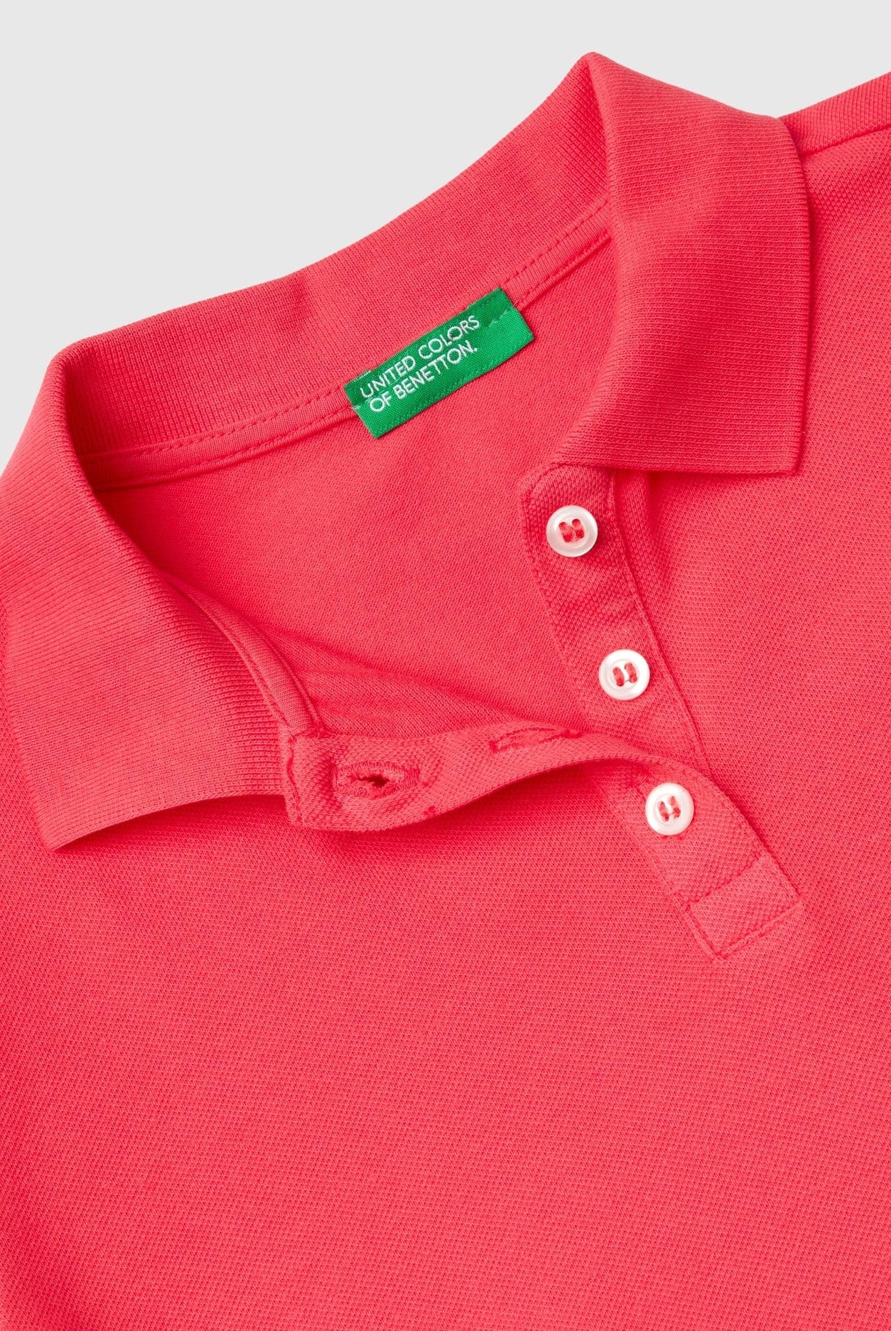 يونايتد كولورز اوف بينيتون قميص بولو بناتي بأكمام قصيرة من القطن العضوي