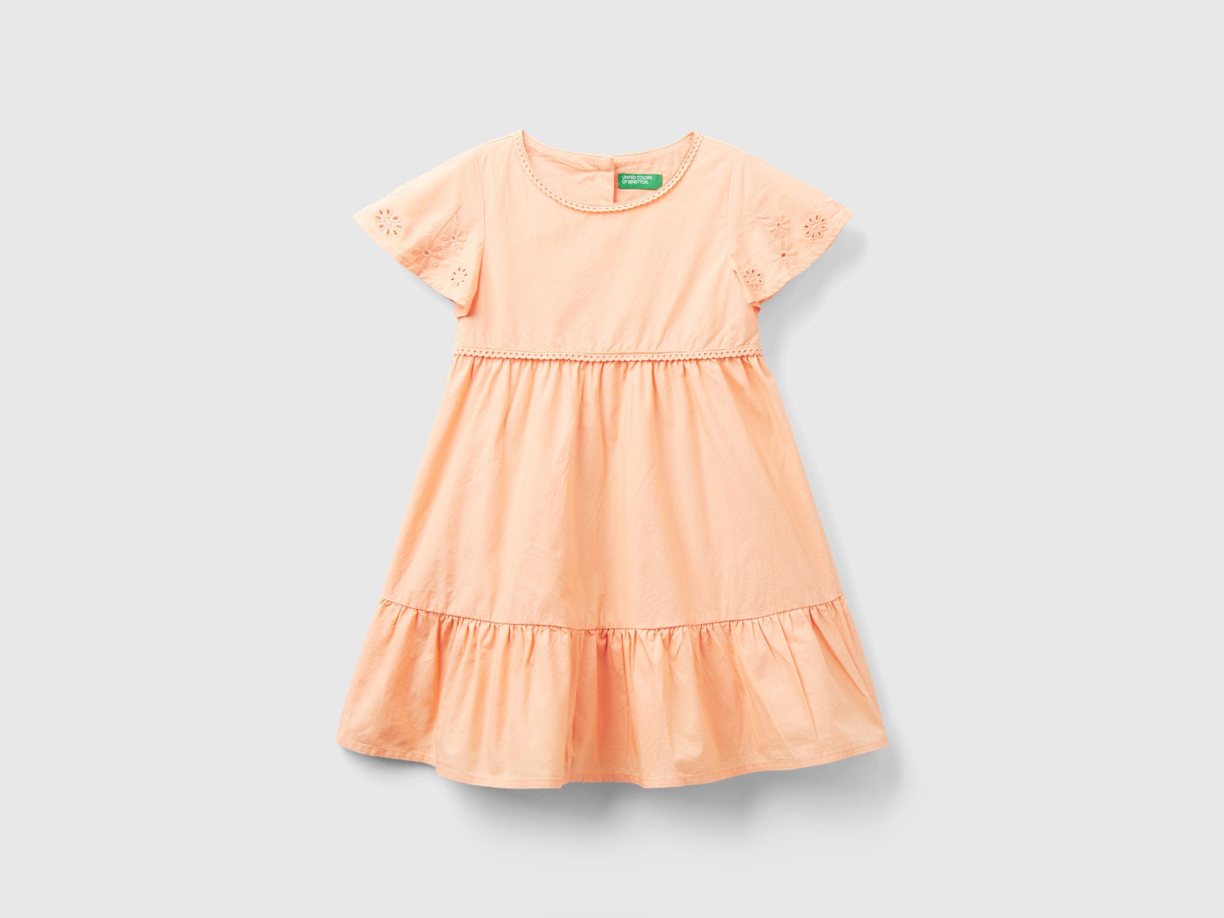 يونايتد كولورز اوف بينيتون فستان بناتي ياقة دائرية بتصميم زهور على الأكمام وأزرار في الخلف