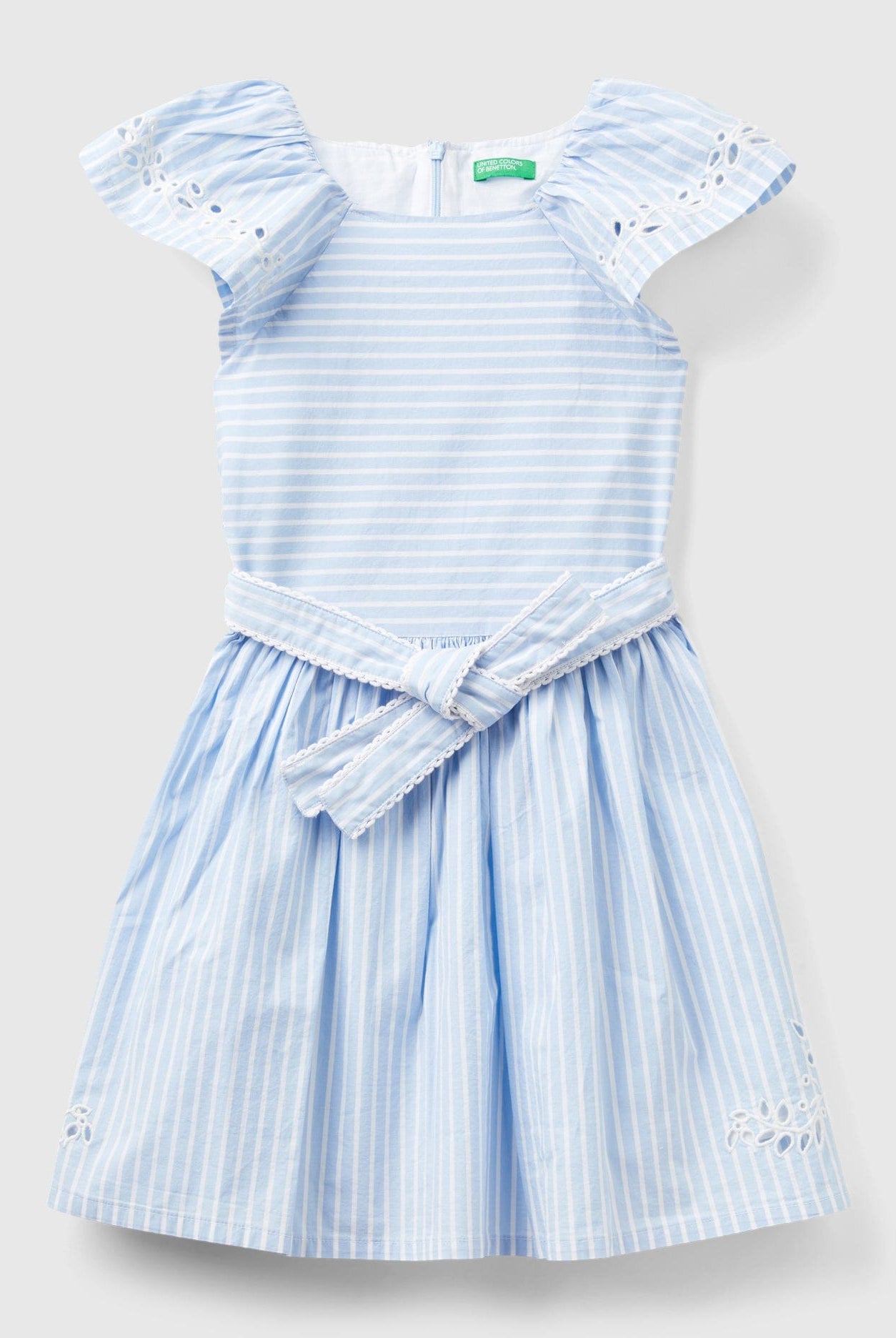 يونايتد كولورز اوف بينيتون فستان مخطط مع تطريز للبنات