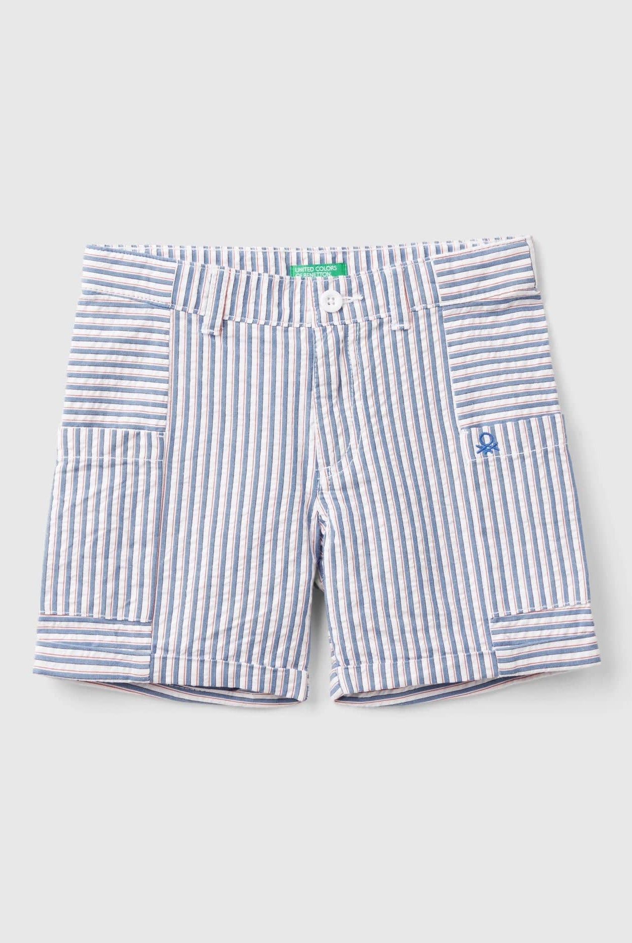 يونايتد كولورز اوف بينيتون شورت برمودا مع شعار مطرز على جيب أمامي وفتحة حزام أطفالي