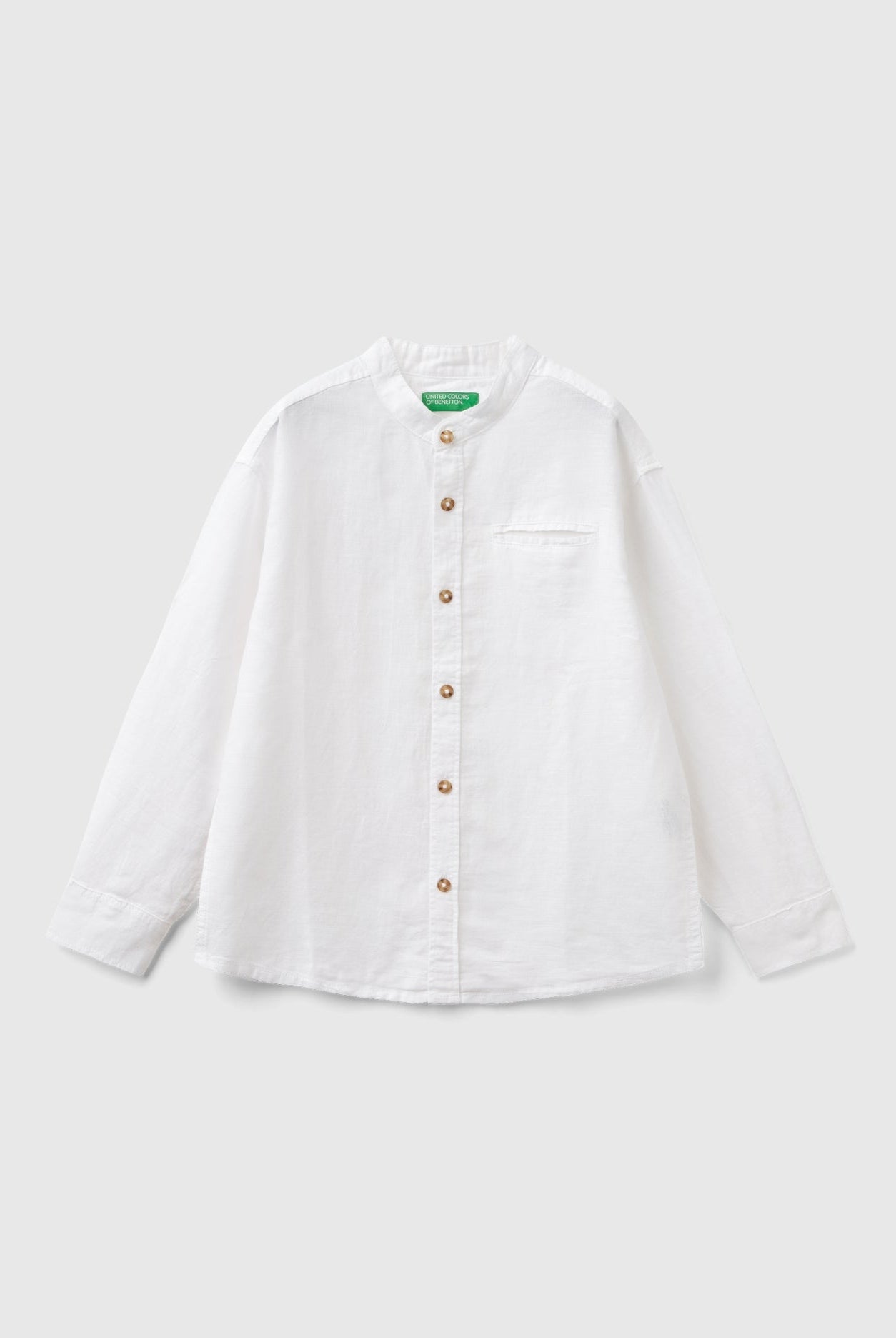 يونايتد كولورز اوف بينيتون قميص اطفال من مزيج الكتان بجيوب وياقة وأكمام قابلة للطي