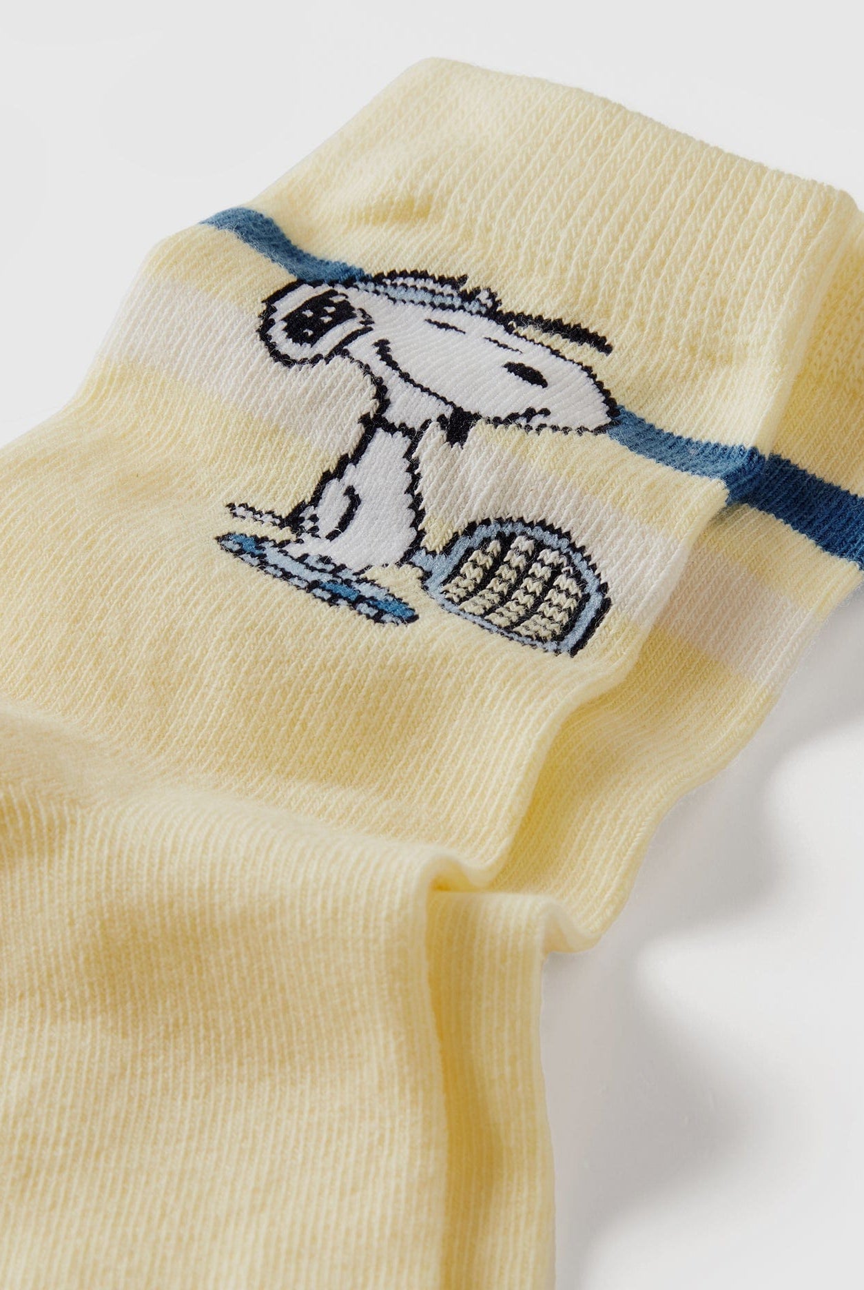 يونايتد كولورز اوف بينيتون جوارب محبوكة ولادي