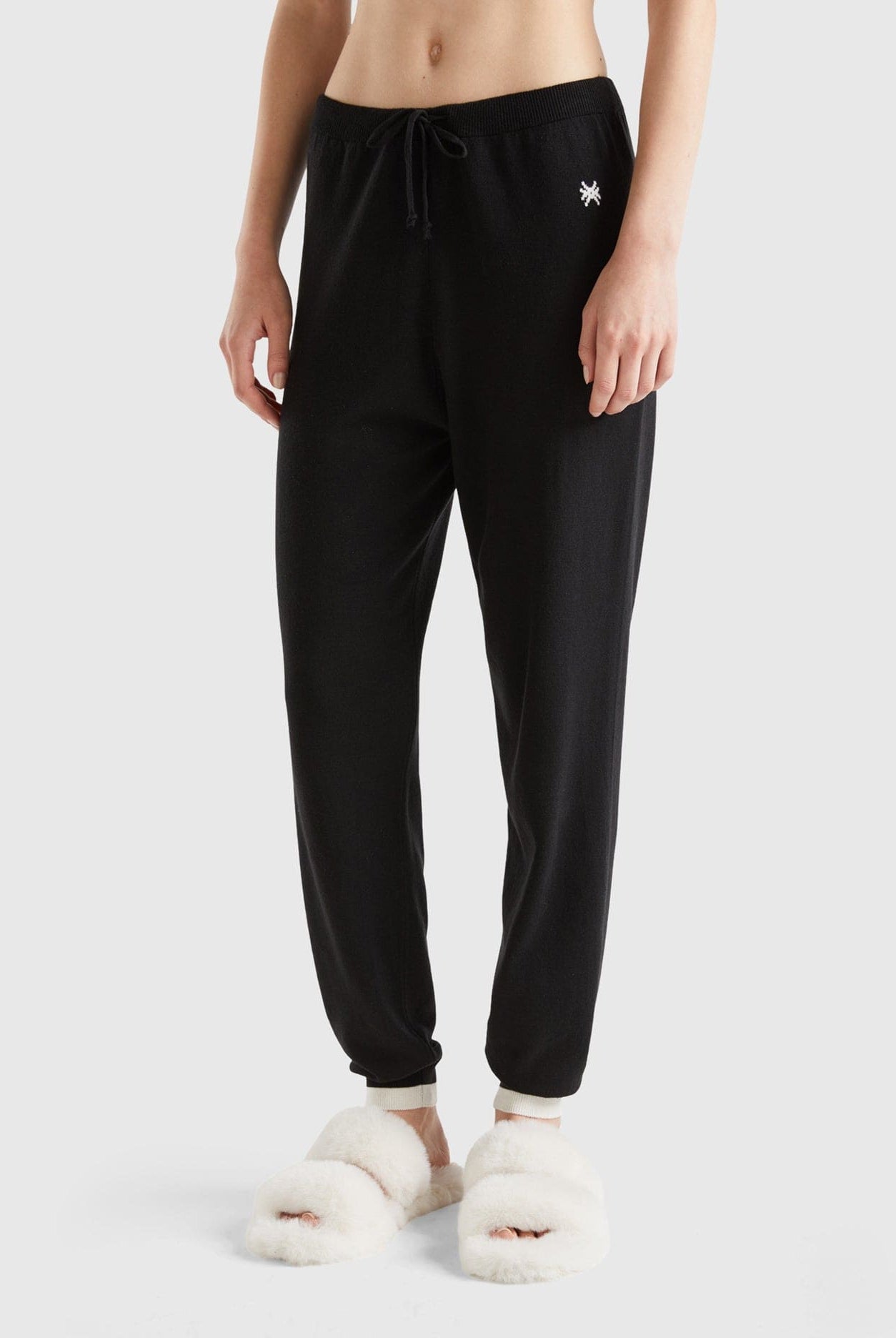 يونايتد كولورز اوف بينيتون بنطلون شبابي رياضي برباط عالخصر