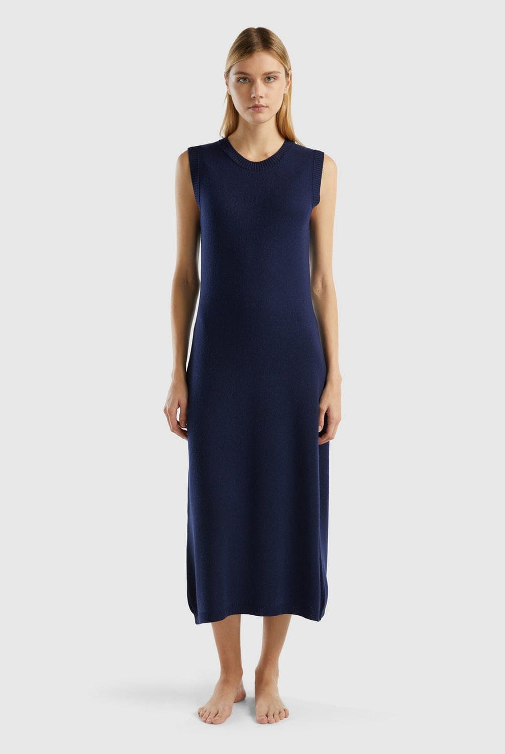 يونايتد كولورز اوف بينيتون فستان طويل سادة نسائي