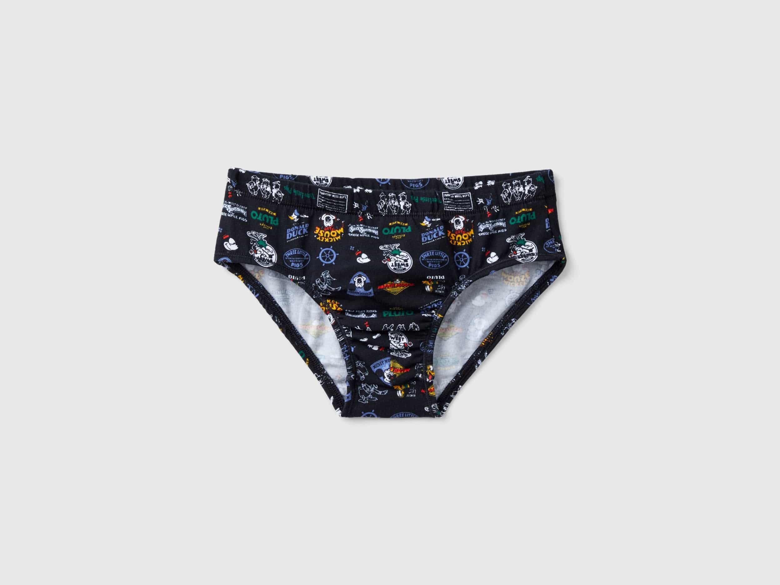 يونايتد كولورز اوف بينيتون بوكسر اطفالي ديزني