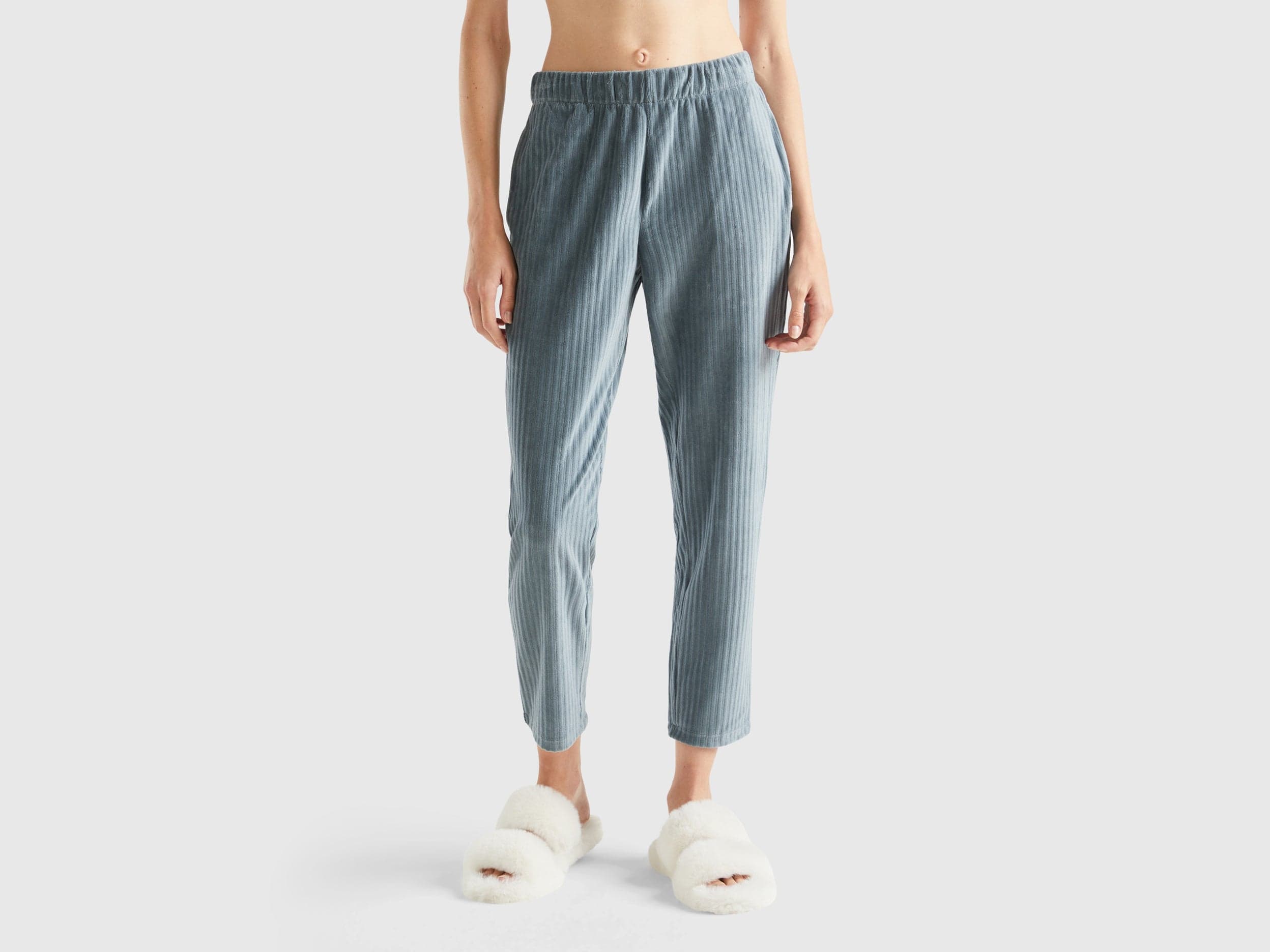 يونايتد كولورز اوف بينيتون بنطال شينيل مضلع رجالي