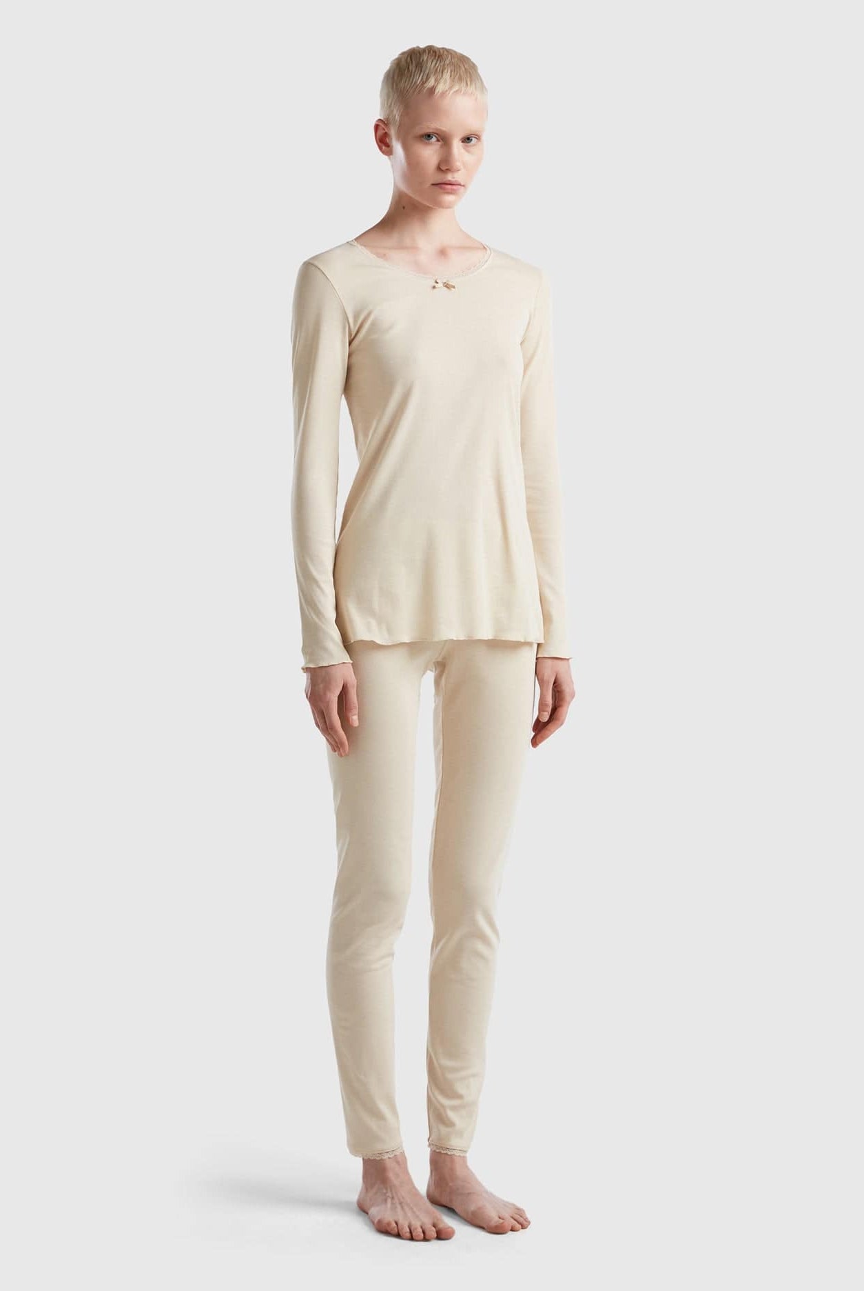 يونايتد كولورز اوف بينيتون بيجاما نسائي من القطن طويل الألياف