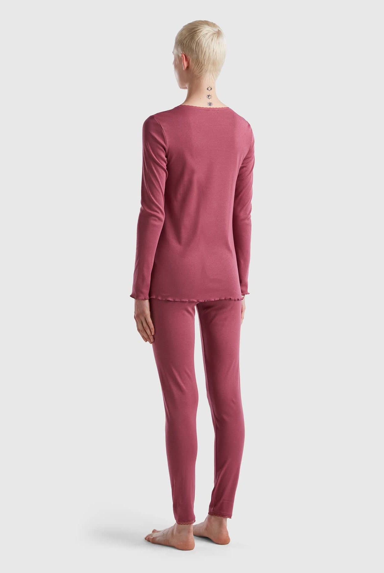 يونايتد كولورز اوف بينيتون بيجاما نسائي من القطن طويل الألياف