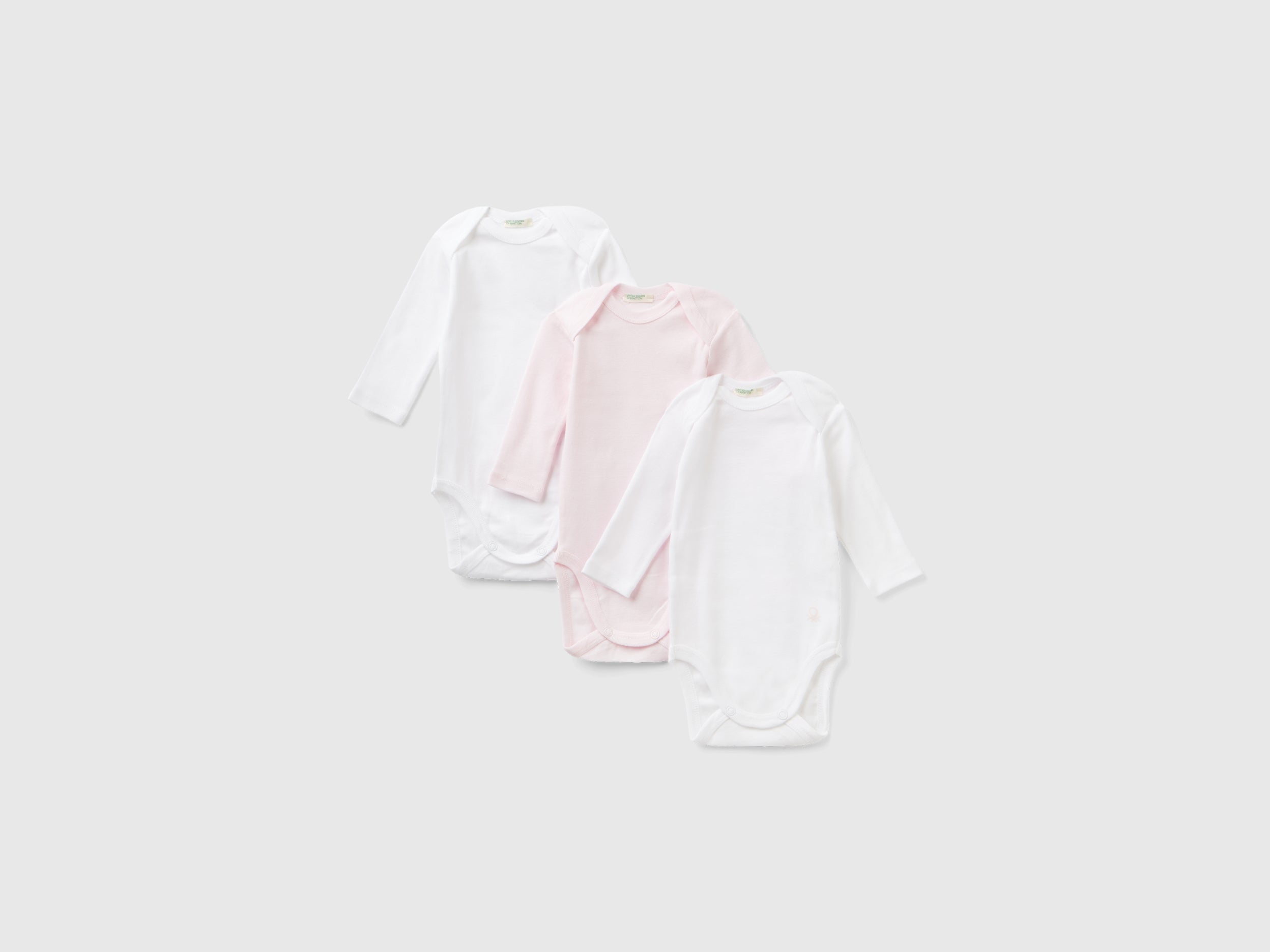 يونايتد كولورز اوف بينيتون بدلات قطن عضوي بثلاث ألوان سادة رضع أطفالي