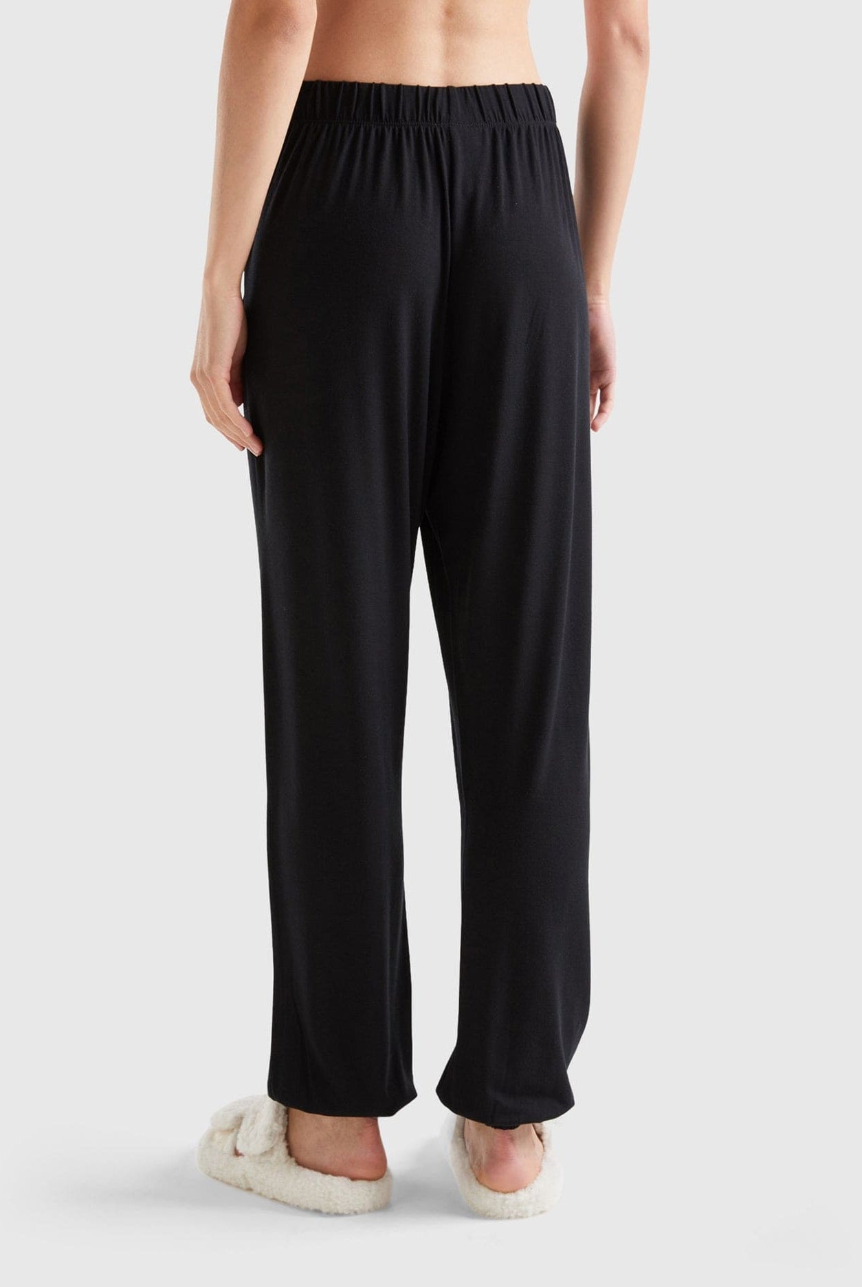 يونايتد كولورز اوف بينيتون بنطلون رياضي نسائي من خليط الفيسكوز المطاطي