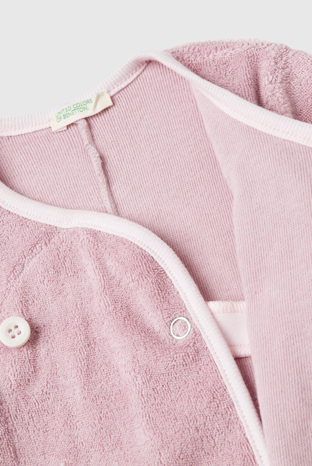 يونايتد كولورز اوف بينيتون سالوبيت رضع من قماش التيري مع رقعة