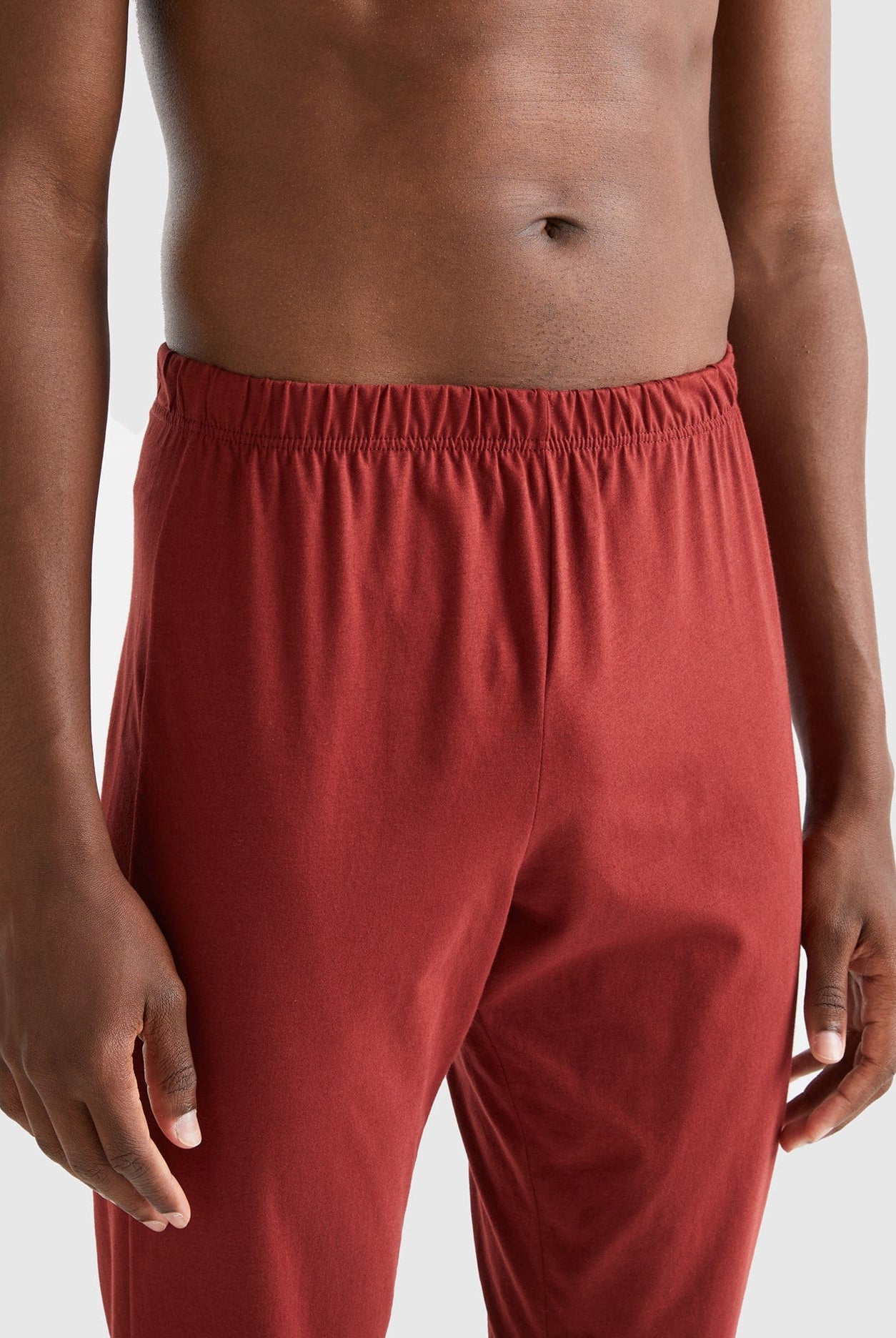 يونايتد كولورز اوف بينيتون بيجاما شبابي بشعار من القطن طويل الألياف