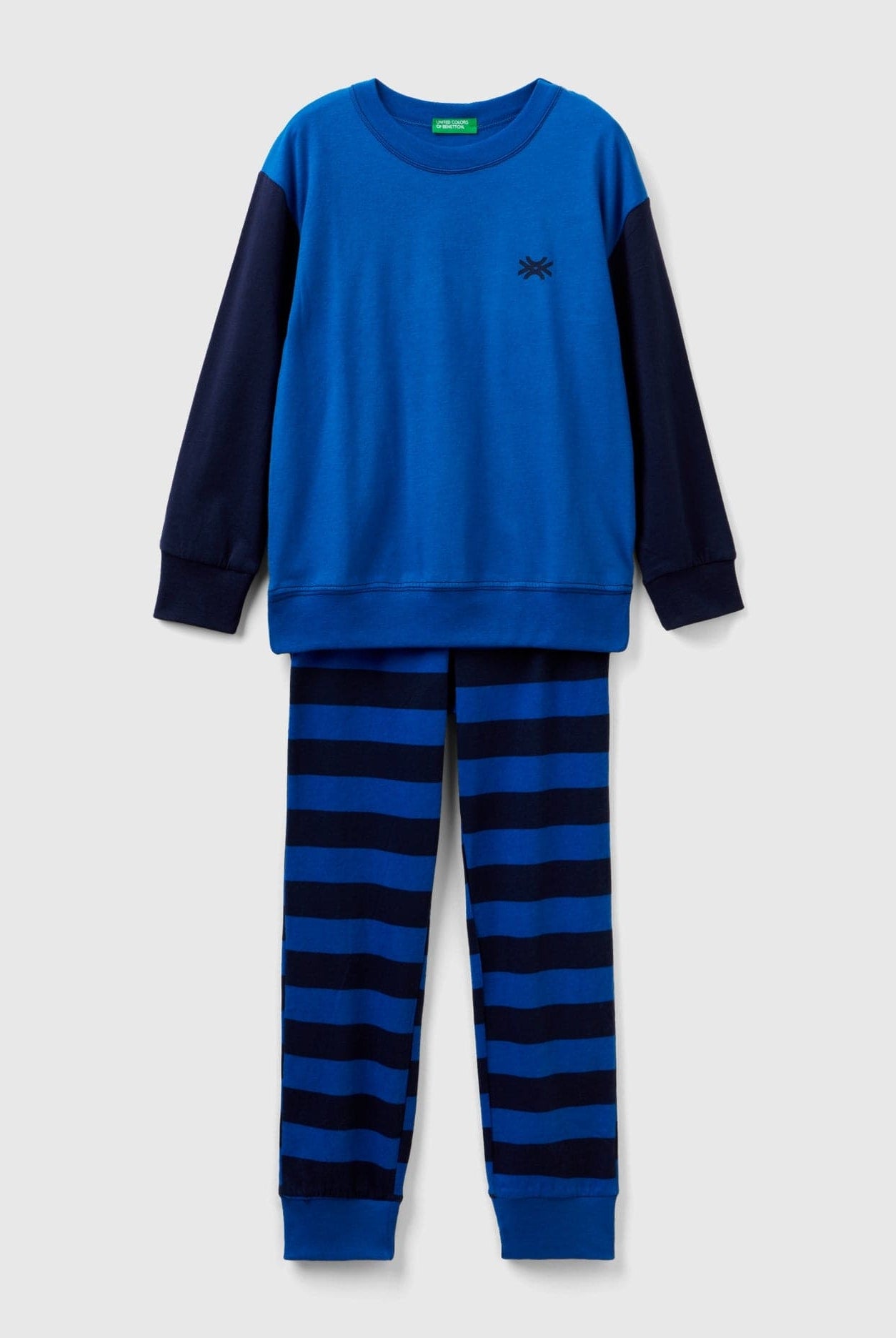 يونايتد كولورز اوف بينيتون بيجاما بسروال تمويه أطفالي