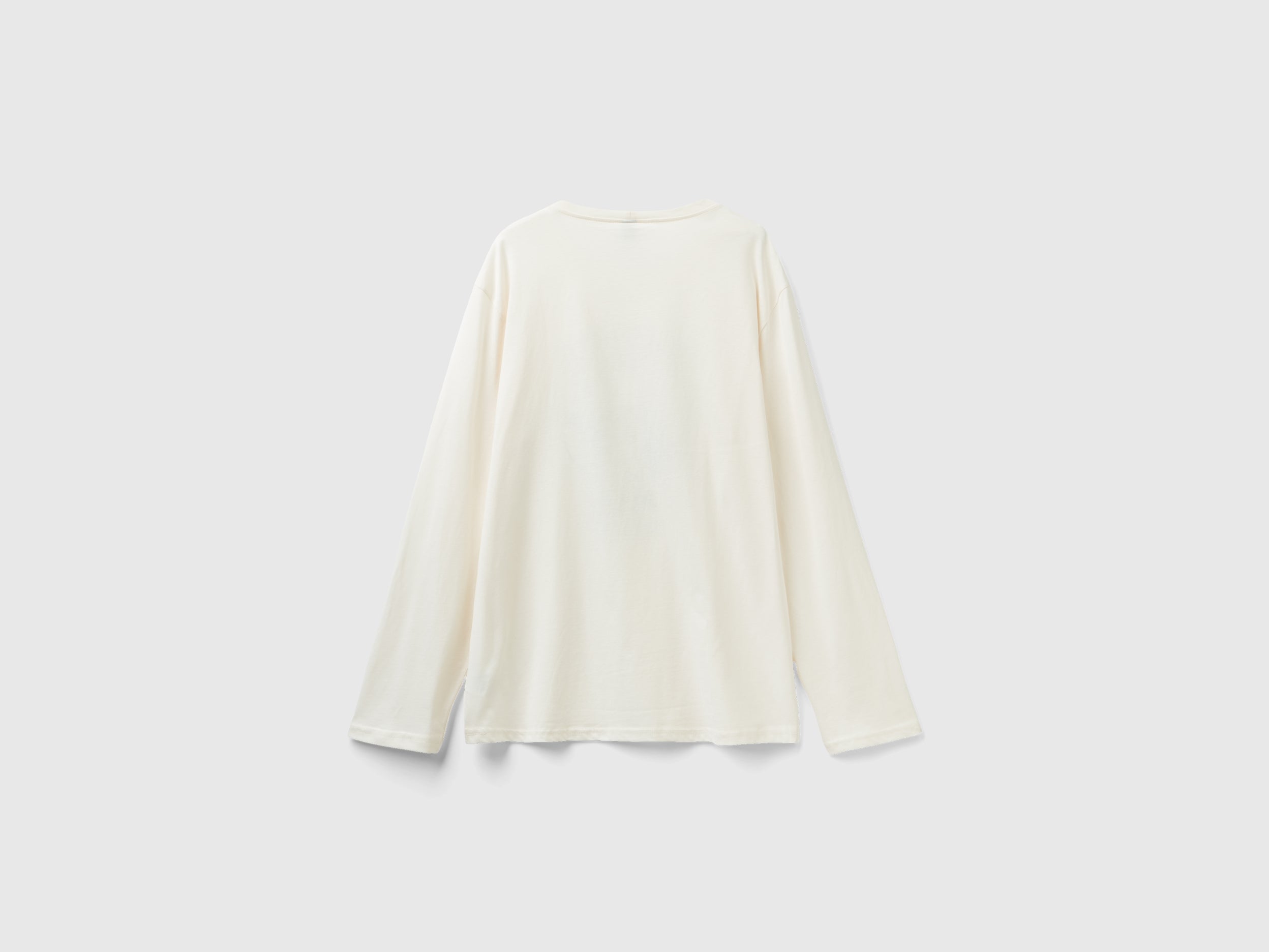 يونايتد كولورز اوف بينيتون تي شيرت شبابي برسمة ديزني بأكمام طويلة