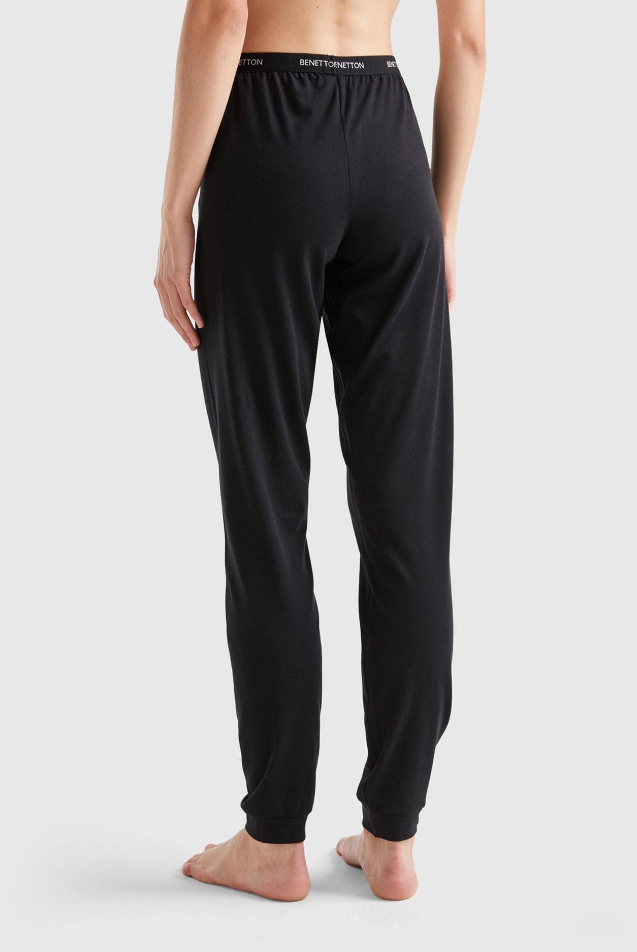 يونايتد كولورز اوف بينيتون بنطلون بشعار مطاطي طويل نسائي