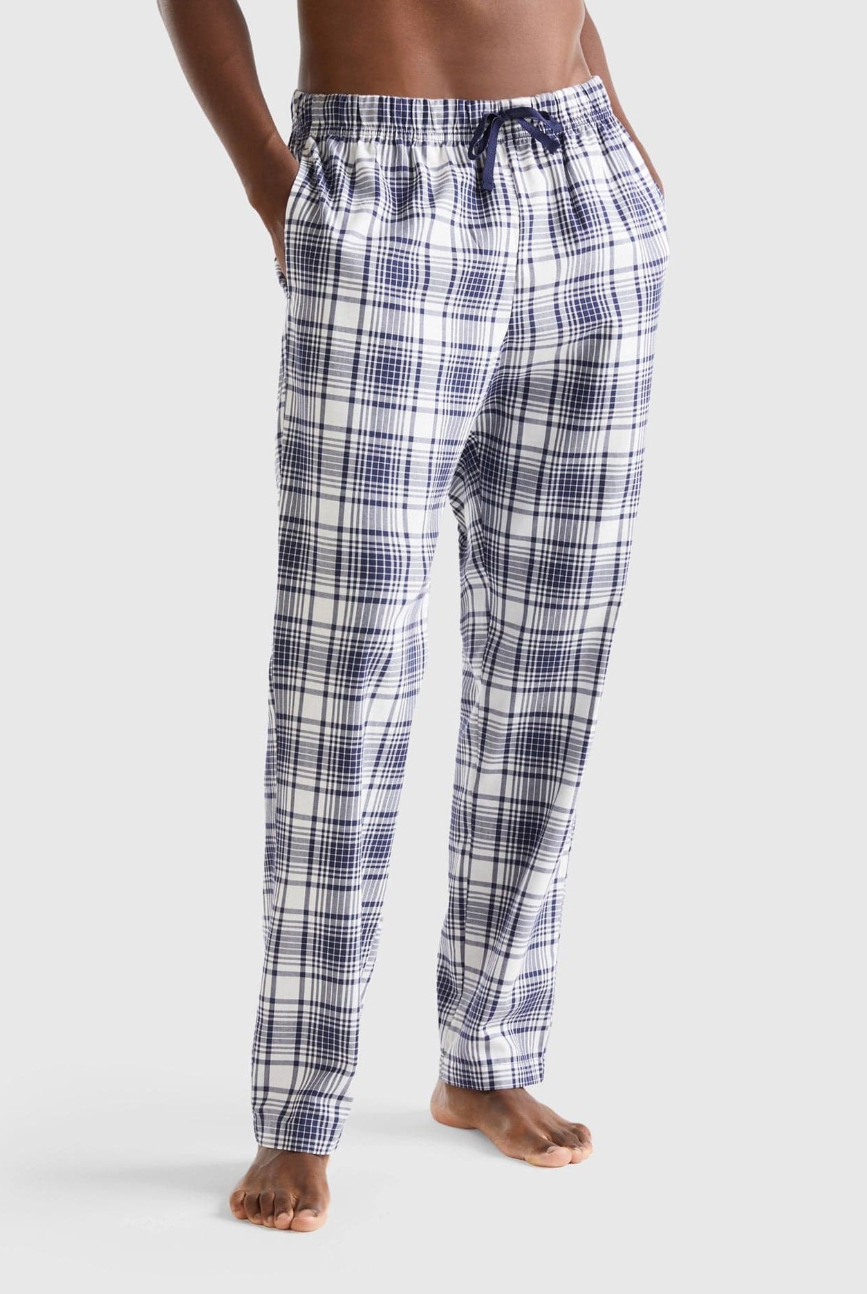 يونايتد كولورز اوف بينيتون بنطال كاروهات طويل رجالي