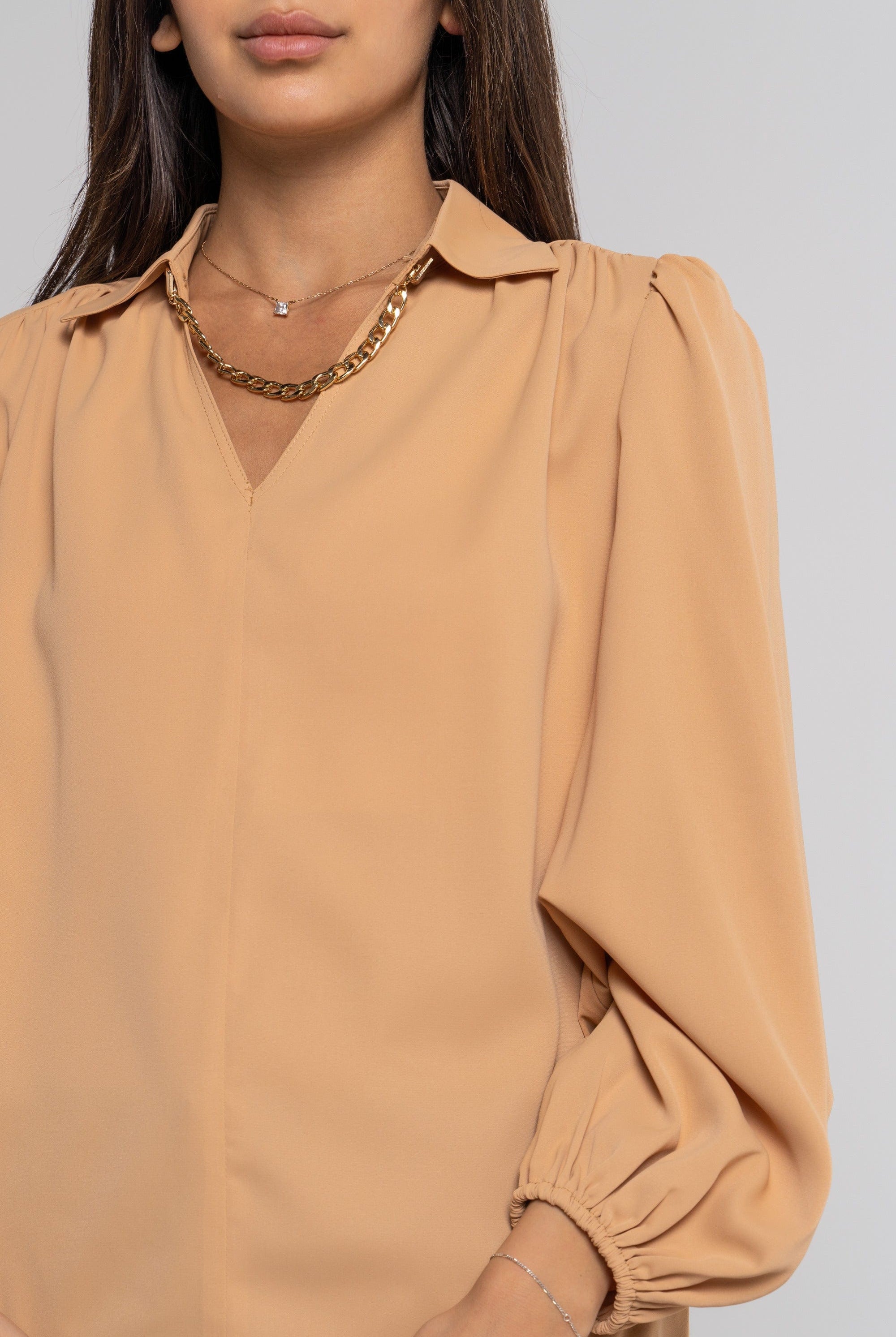 نتشي بلوزة نسائية منفوخة بتصميم قميص بأكمام طويلة