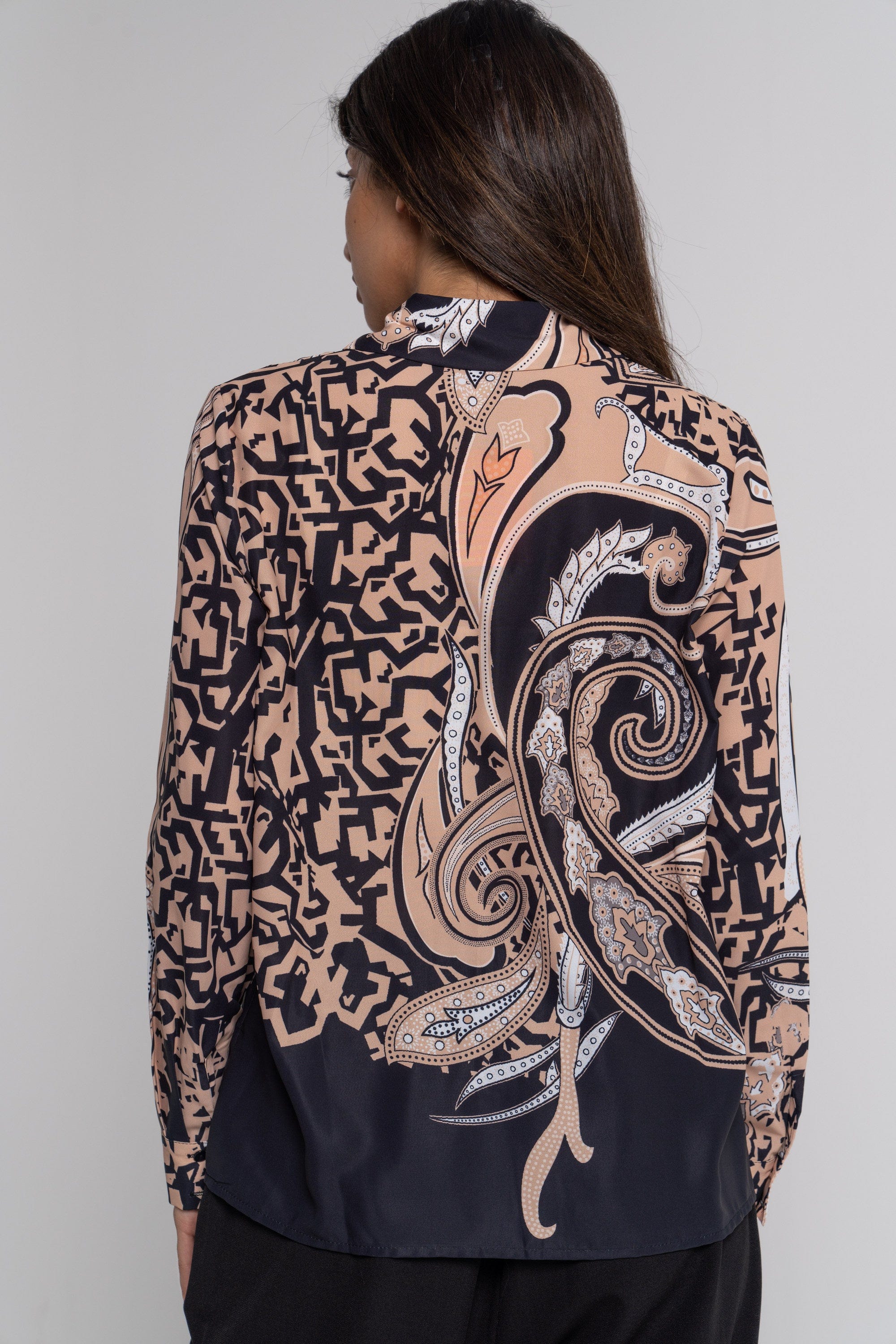 ูุชุดู ูู
ูุต ูุณุงุฆู ู
ูููุด ุจุฃูู
ุงู
ุทูููุฉ