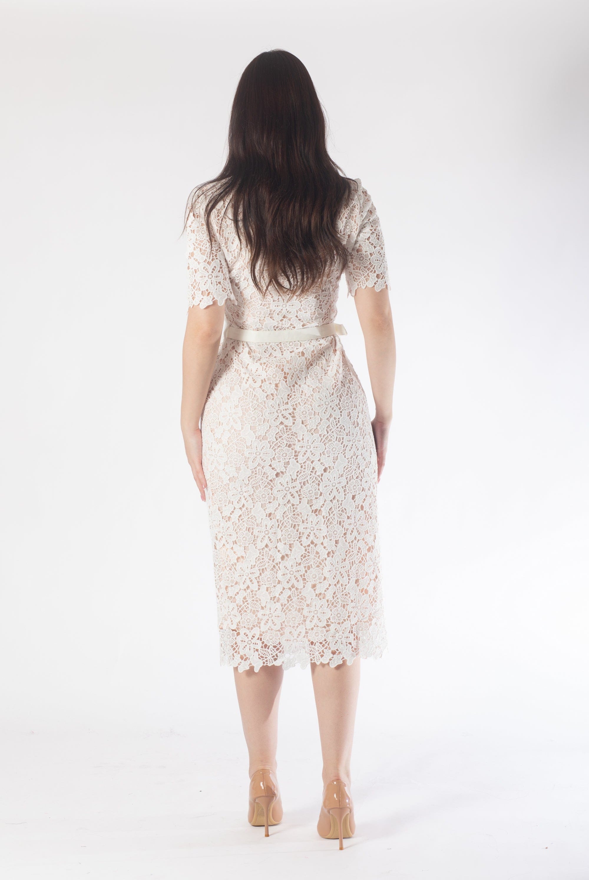 نتشي فستان ميدي بأكمام قصيرة مورد مبطن نسائي