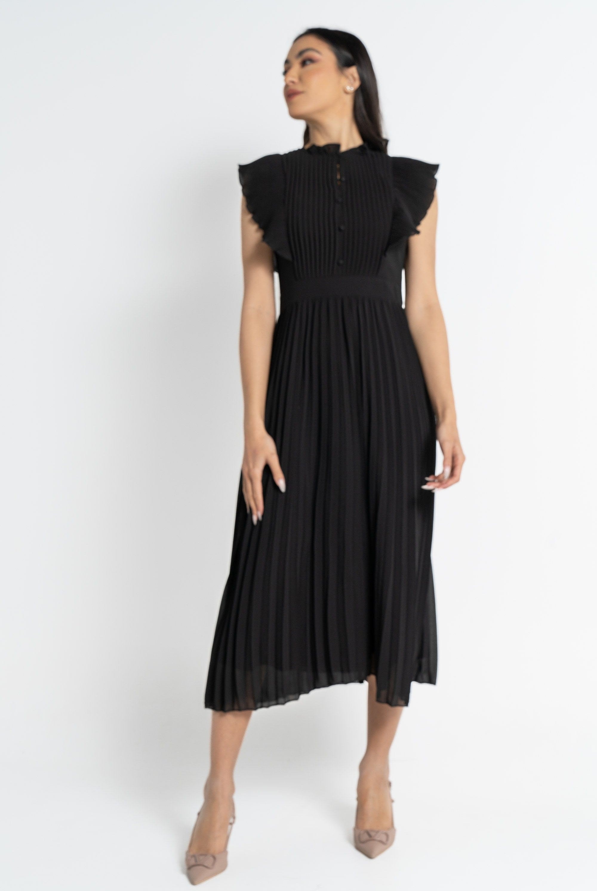 نتشي فستان ميدي بأكمام قصيرة بليسية بأزرار على الصدر