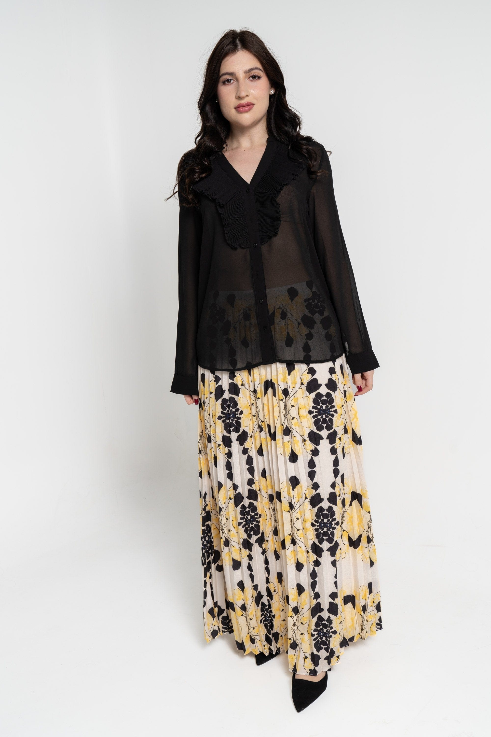 نتشي بلوزة بأكمام طويلة سادة بكشكشة أمامية نسائي