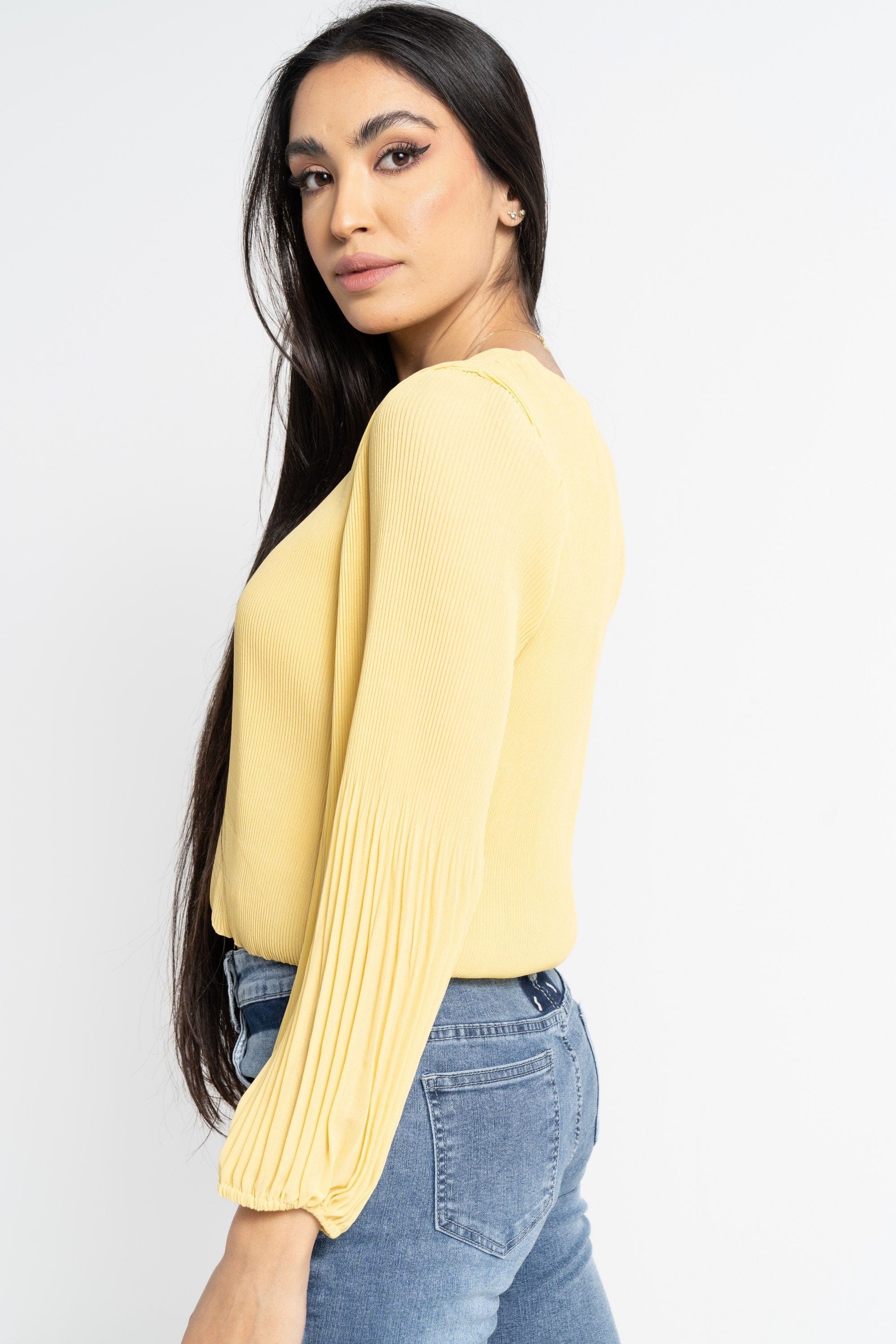 نتشي بلوزة بأكمام طويلة نسائية بليسية رفيع