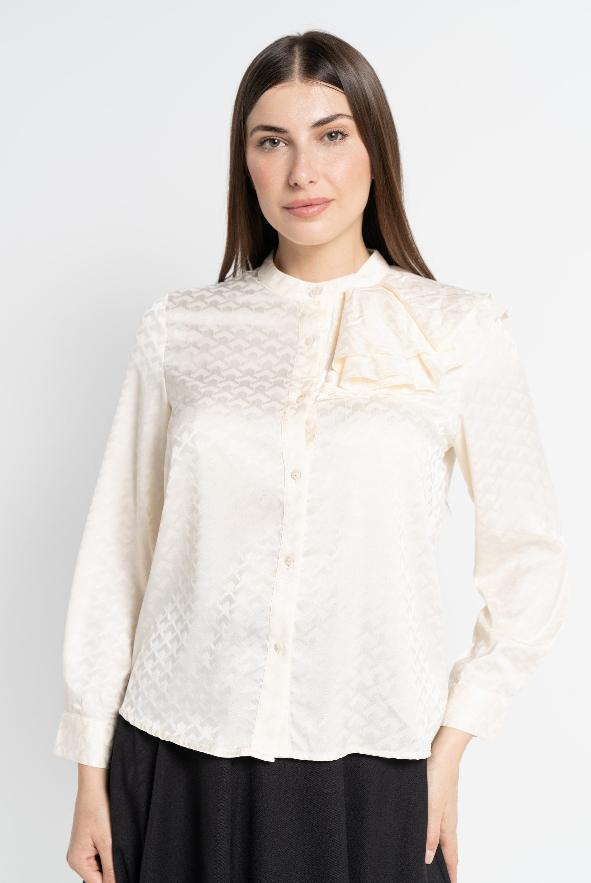 نتشي بلوزة بأكمام طويلة بأزرار أمامية منقوشة نسائية