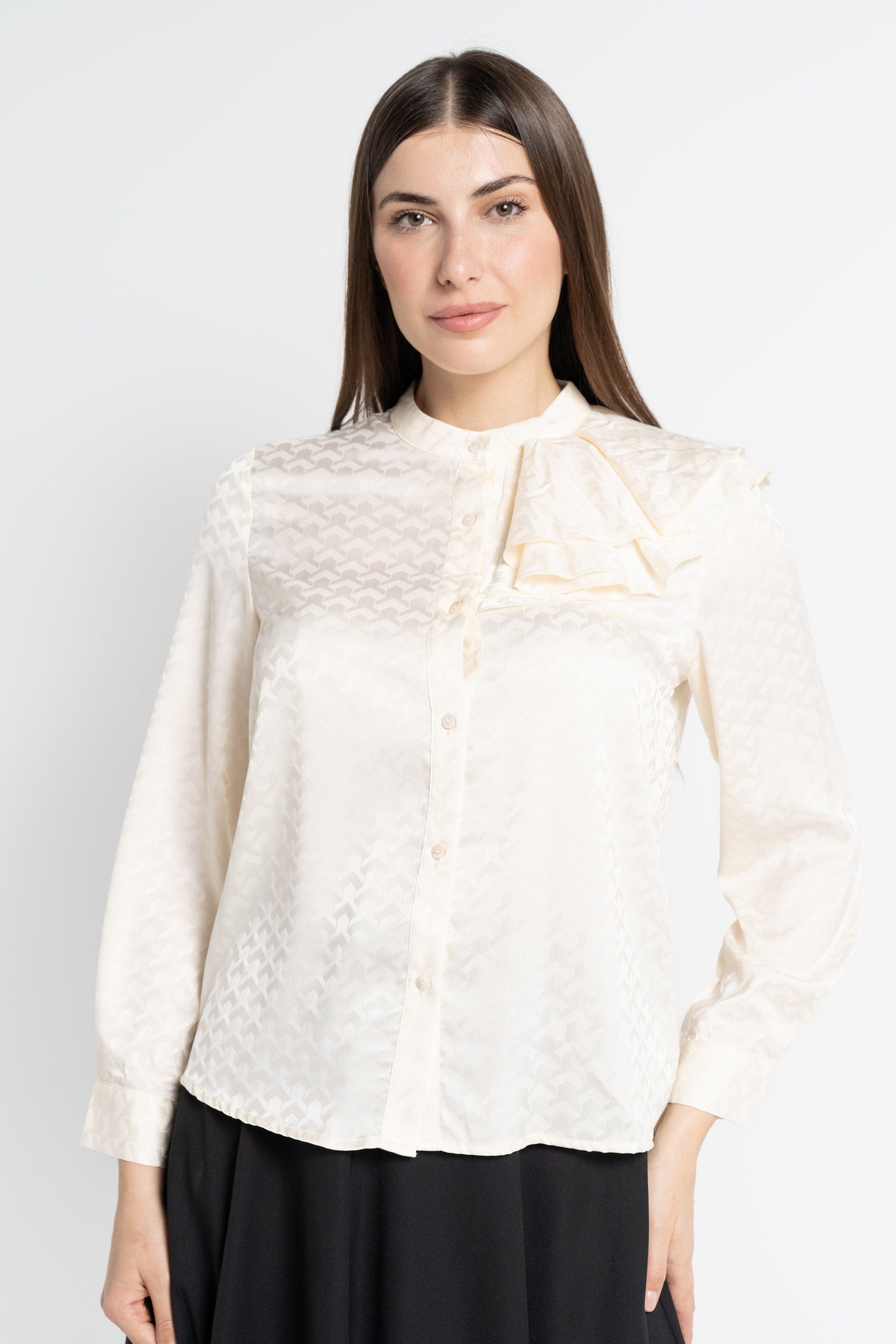 نتشي بلوزة بأكمام طويلة بأزرار أمامية منقوشة نسائية