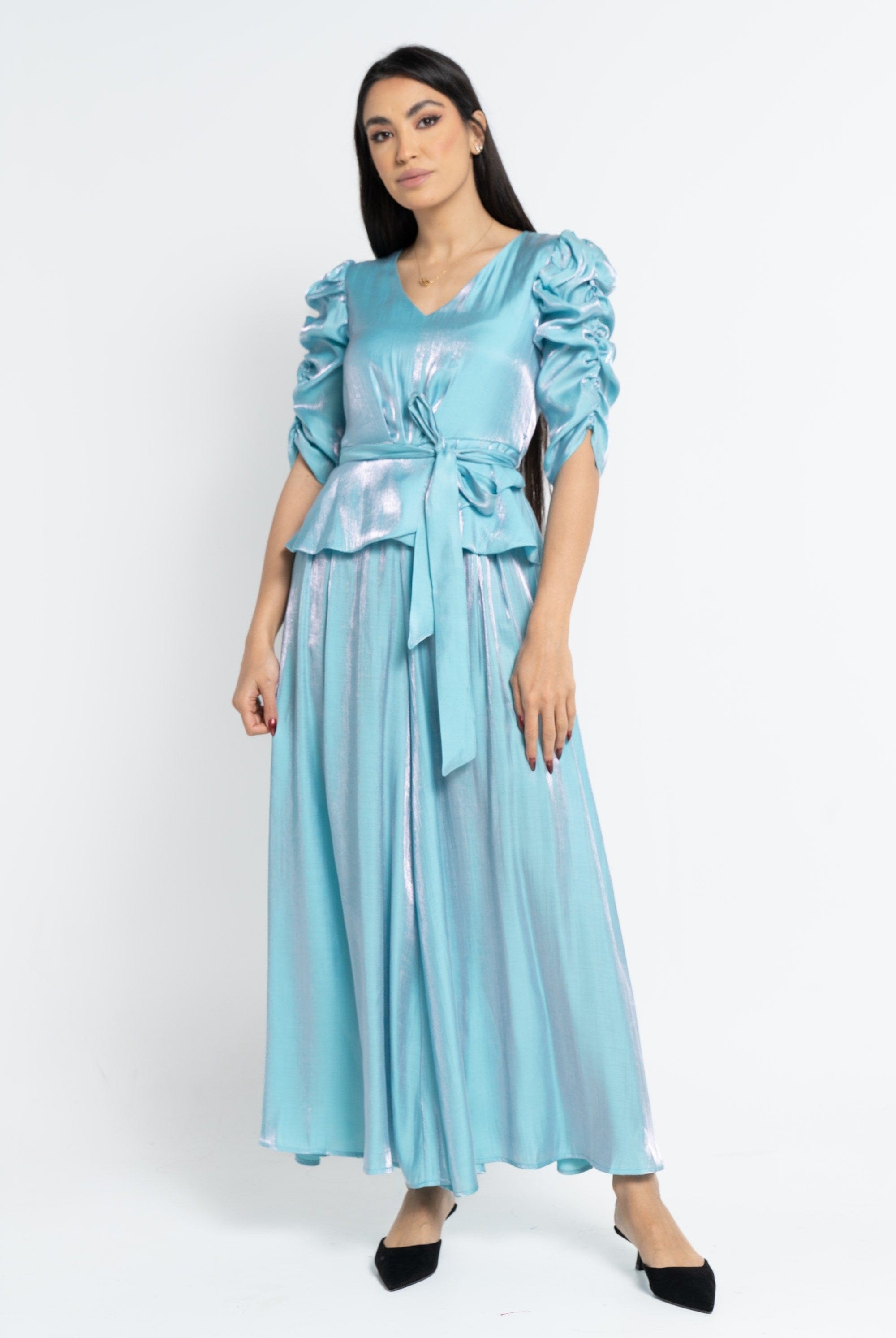 نتشي جمبسوت كم قصير برباط على الخصر