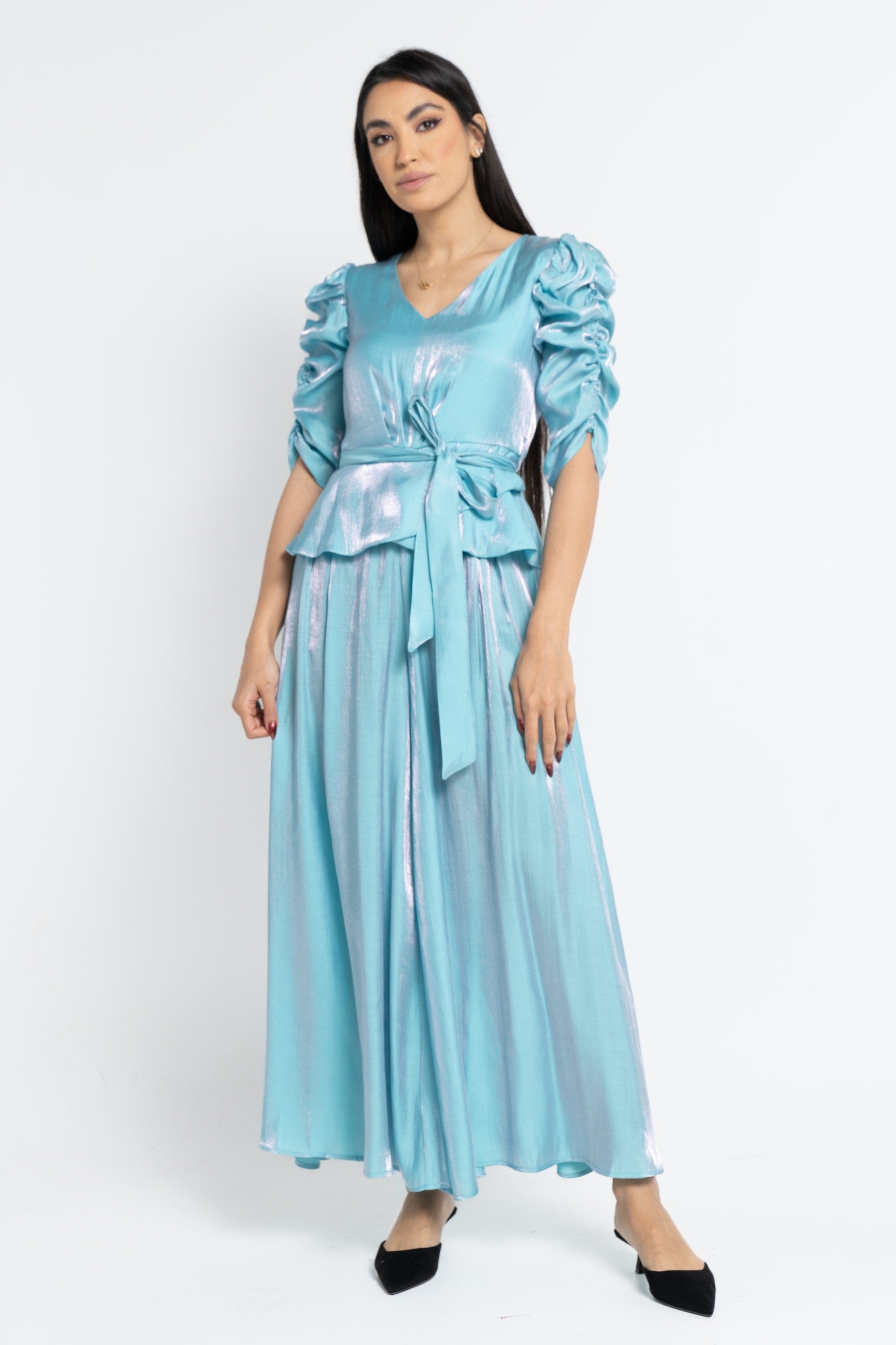 نتشي جمبسوت كم قصير برباط على الخصر