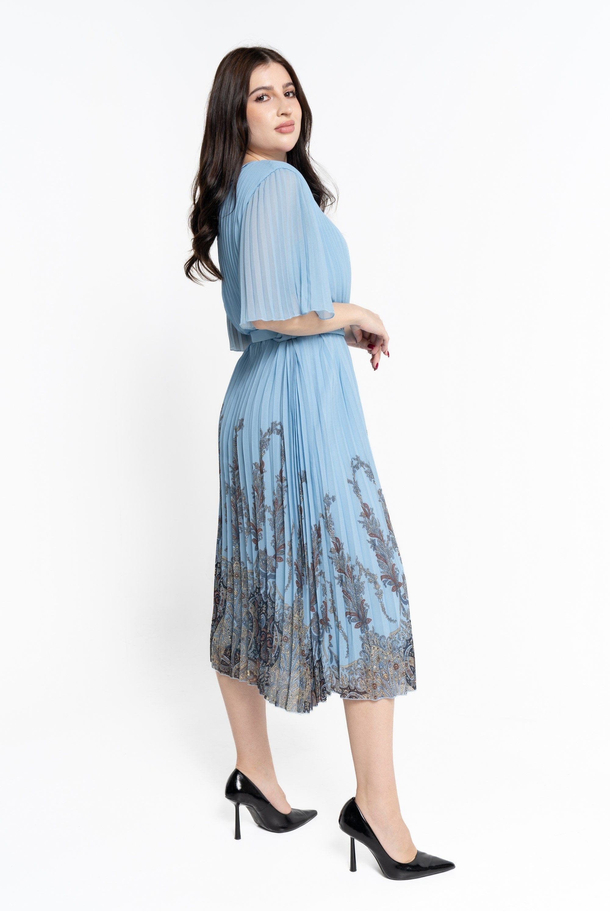 نتشي فستان ميدي بأكمام قصيرة بليسيه منقوش نسائي