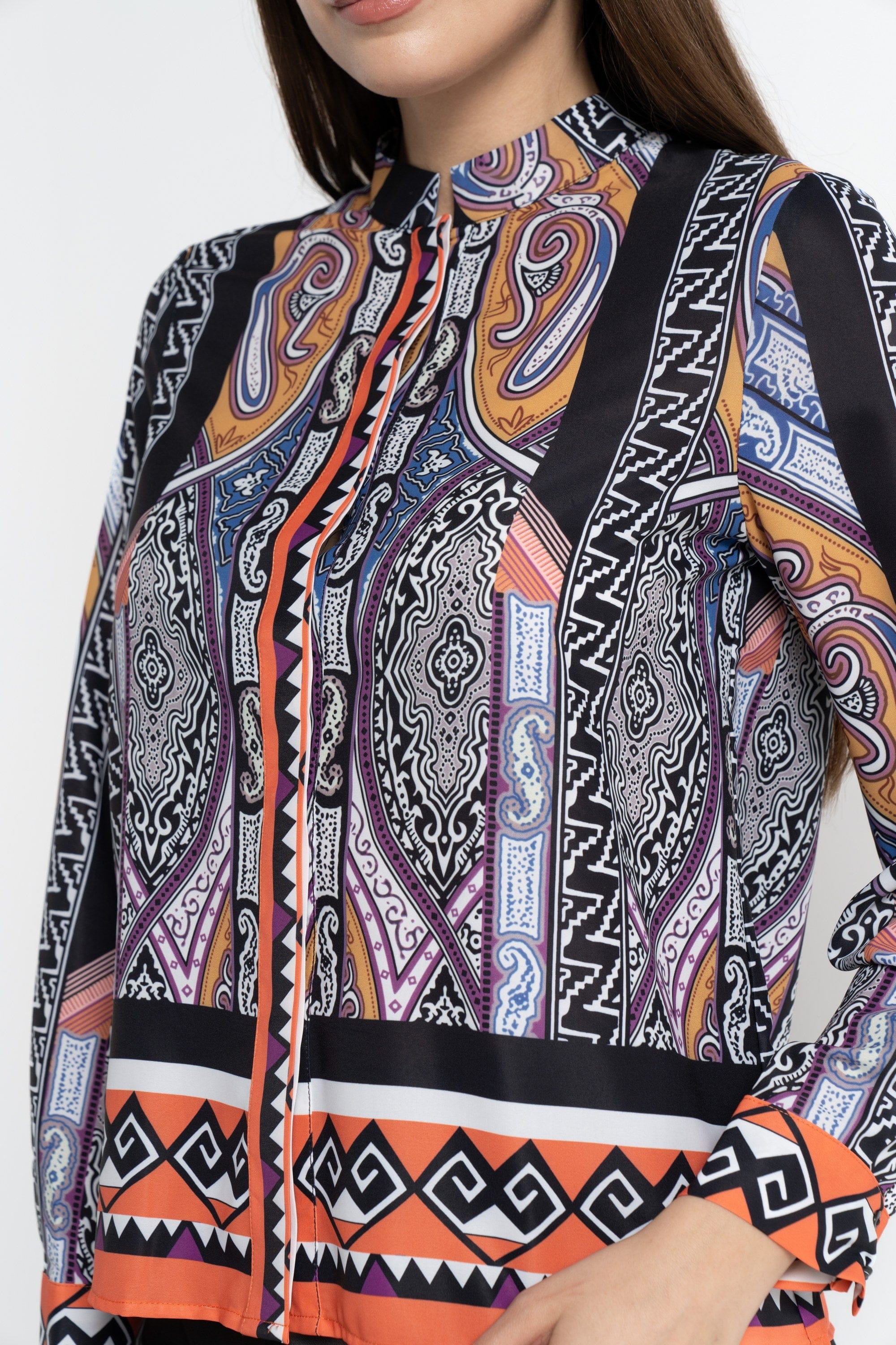 نتشي بلوزة بأكمام طويلة منقوشة نسائي أرجواني