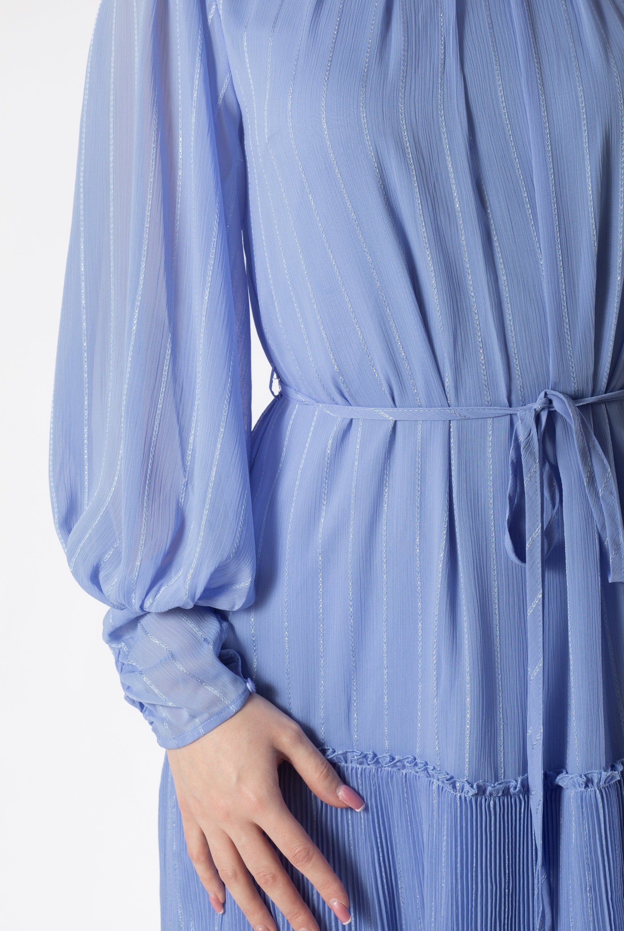 فستان ميدي كم طويل برباط نسائي