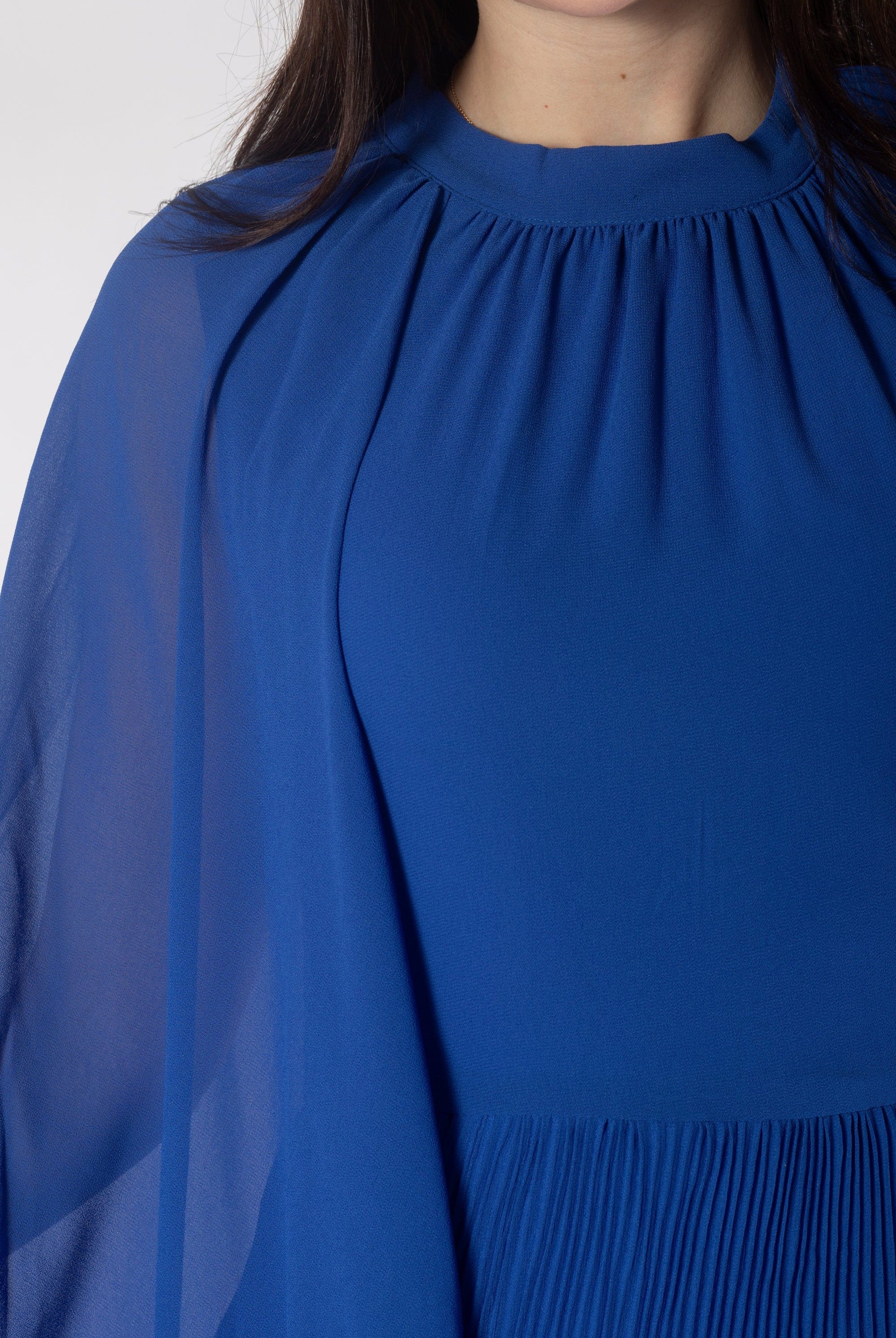 نتشي فستان ماكسي بأكمام فراشة بطيات مخصر نسائي