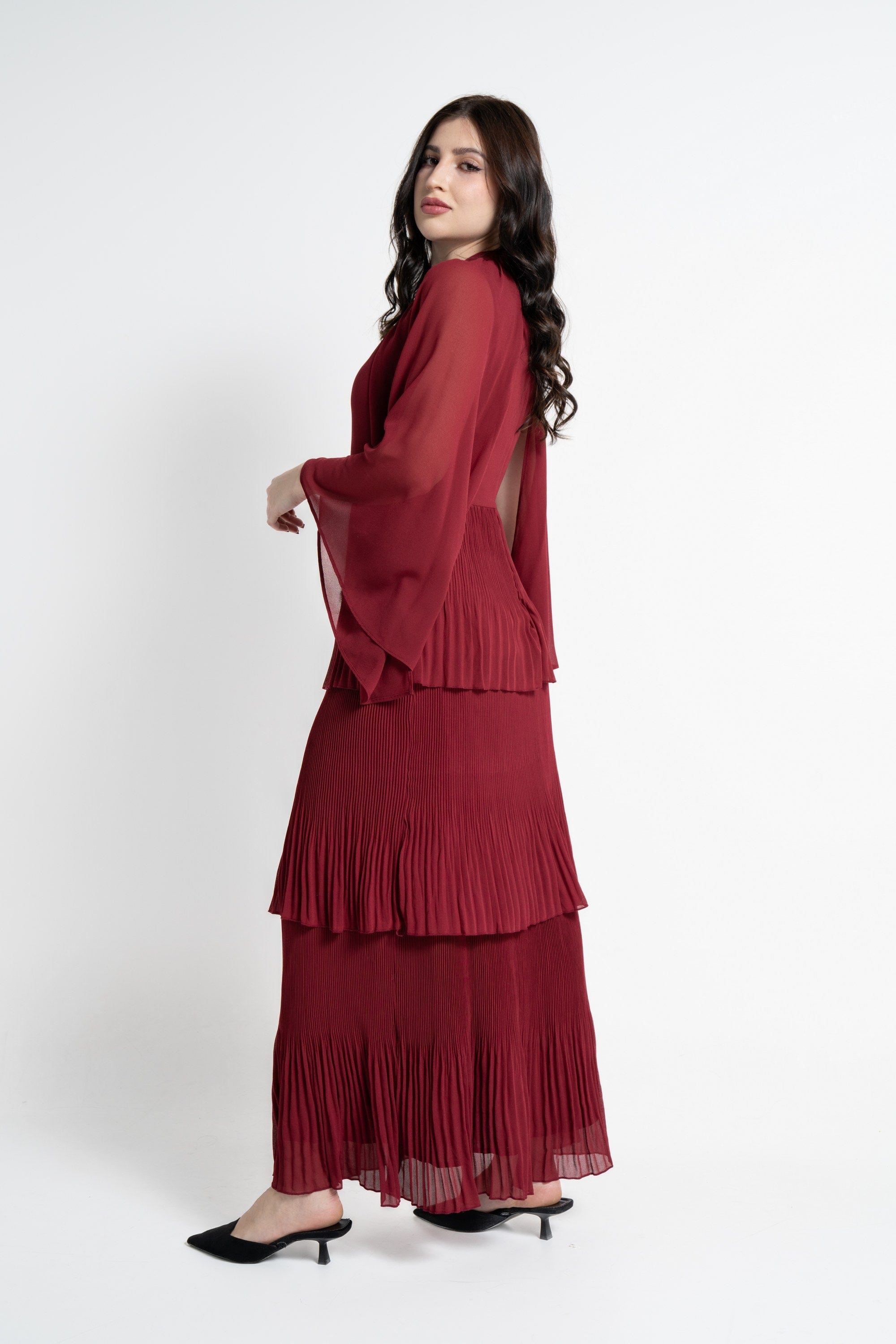 نتشي فستان ماكسي بأكمام فراشة بطيات مخصر نسائي