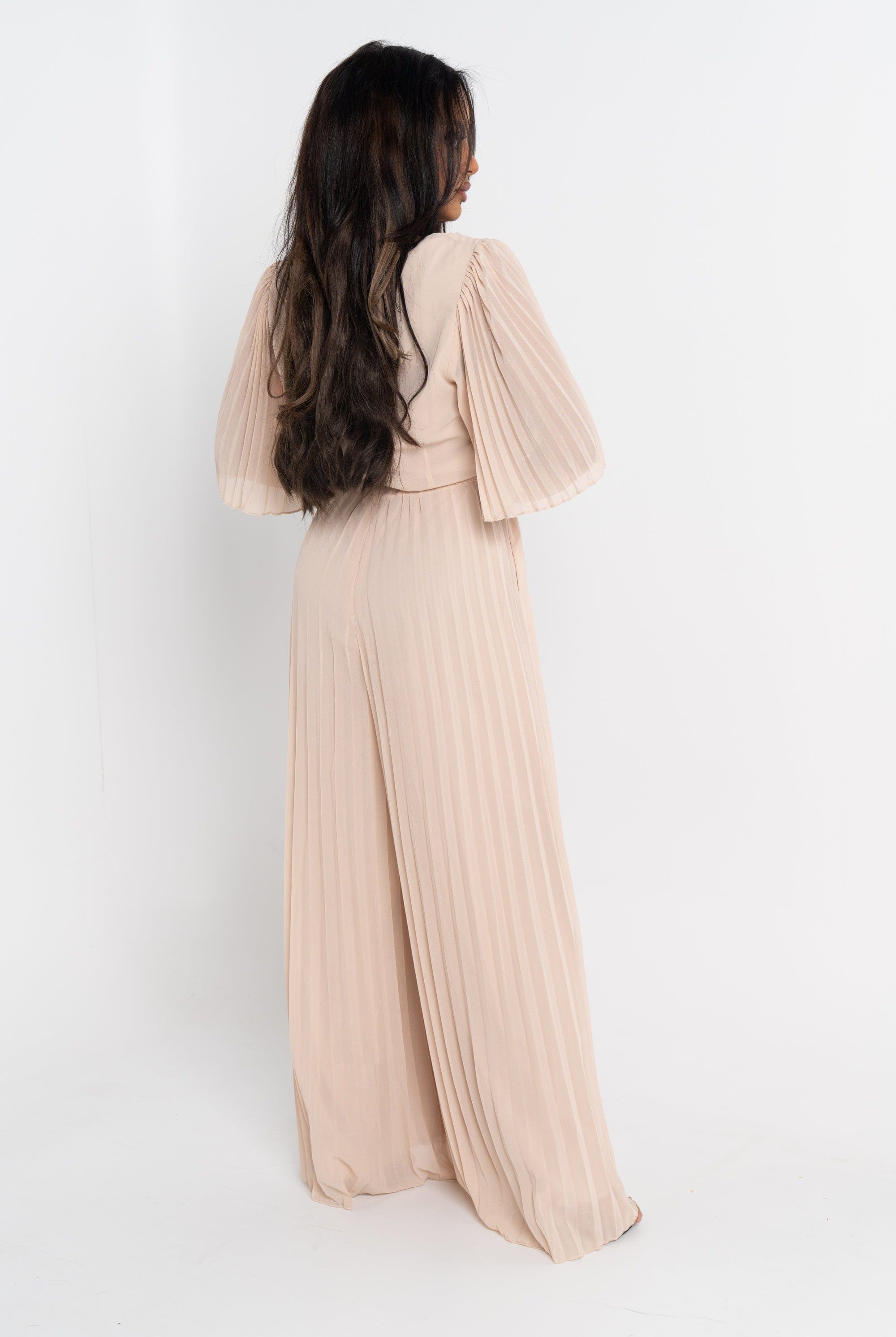 نتشي جمبسوت بحزام على الخصر نص كم فراشة