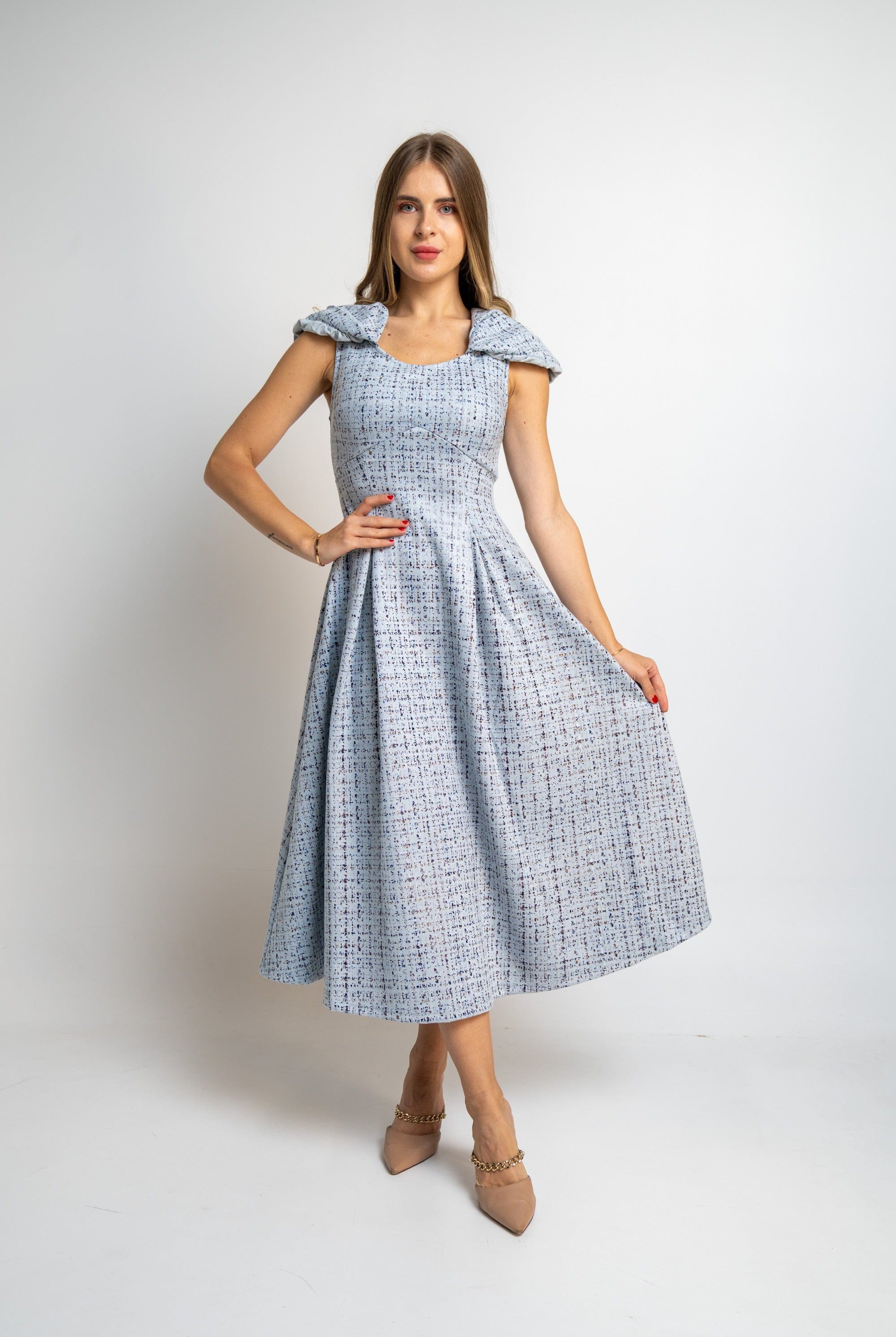 نتشي فستان منقوش ميدي نسائي كم قصير