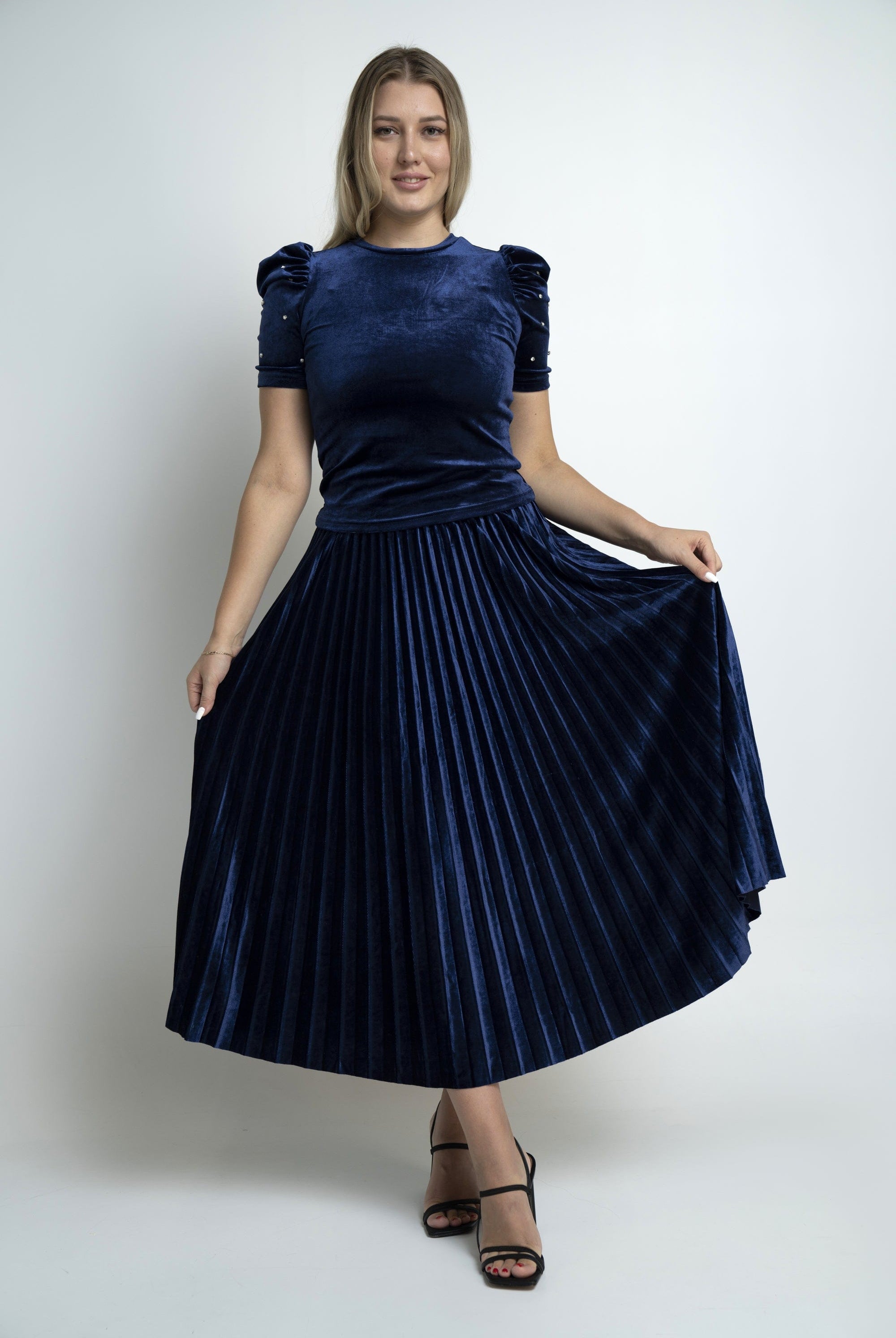 نتشي بلوزة سادة نص كم كتف مرتفع نسائي أزرق داكن