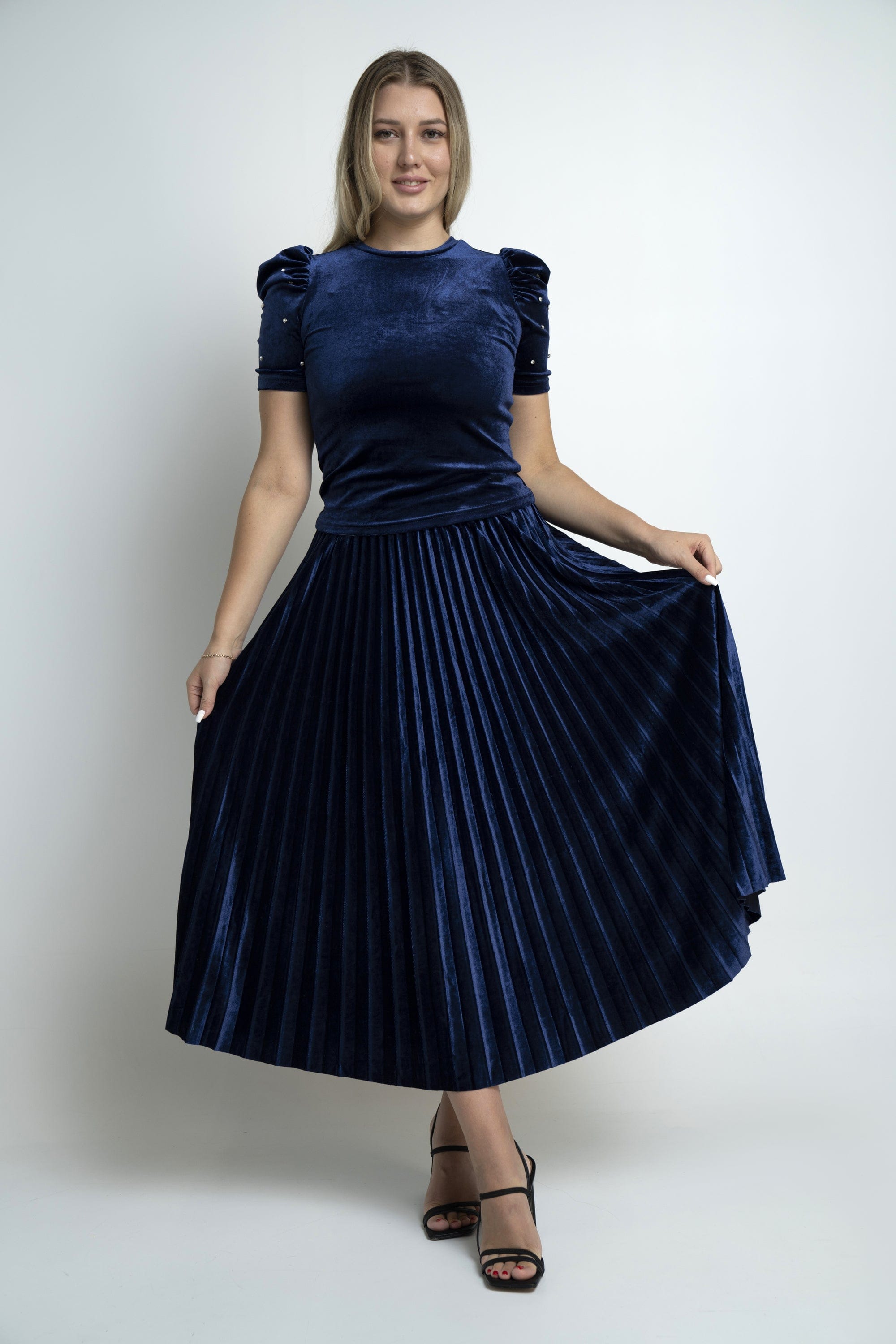 نتشي بلوزة سادة نص كم كتف مرتفع نسائي أزرق داكن