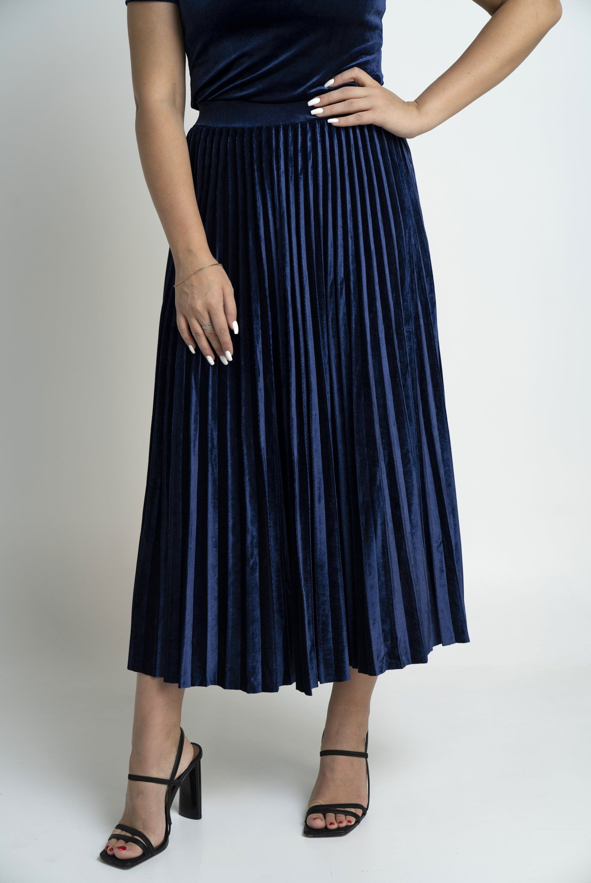 نتشي تنورة ميدي بليسيه خصر مرتفع واسع نسائي أزرق داكن