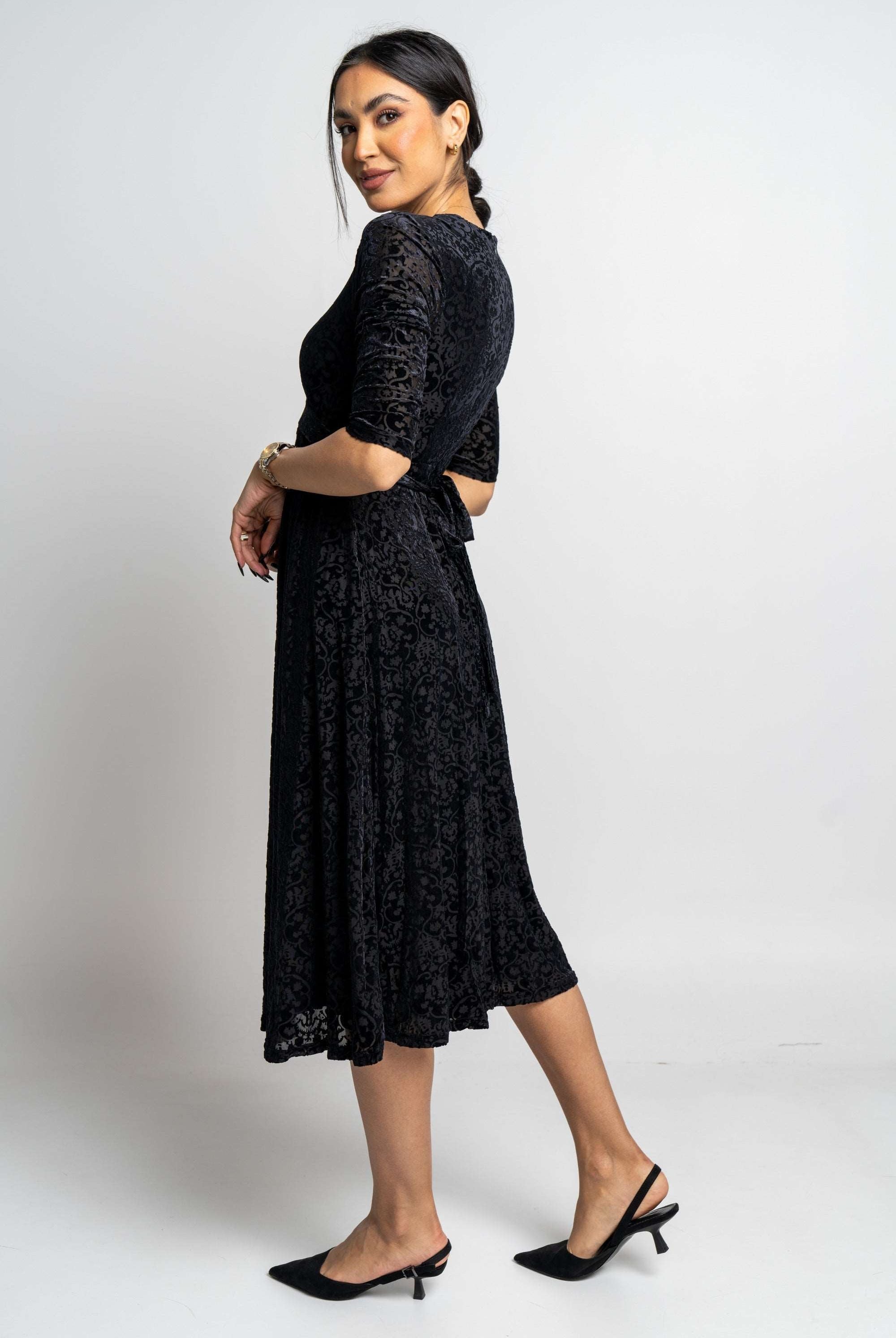 فستان ميدي بأكمام 3/4 نص كم منقوش