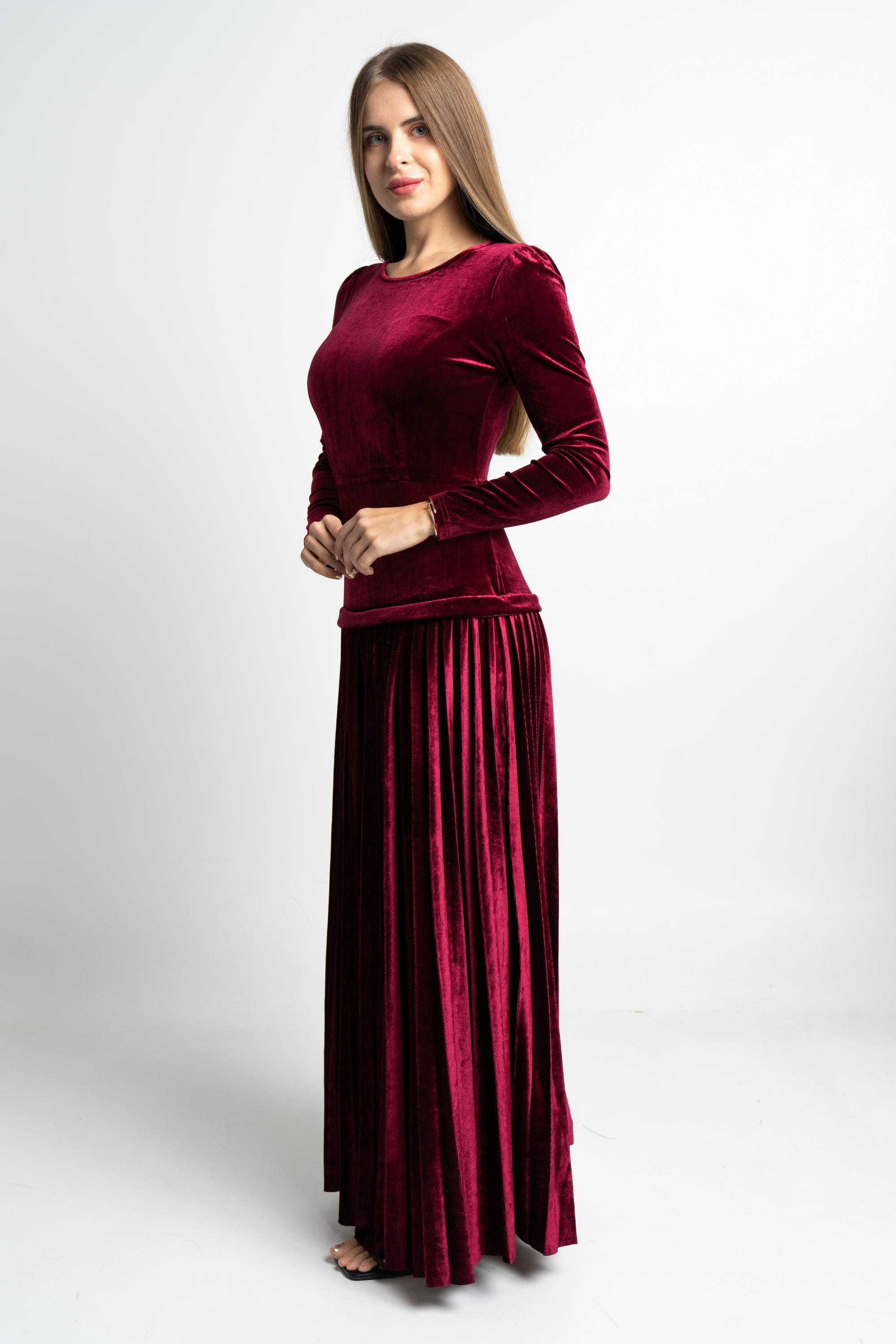 نتشي فستان ماكسي كم طويل سادة مخصر نسائي