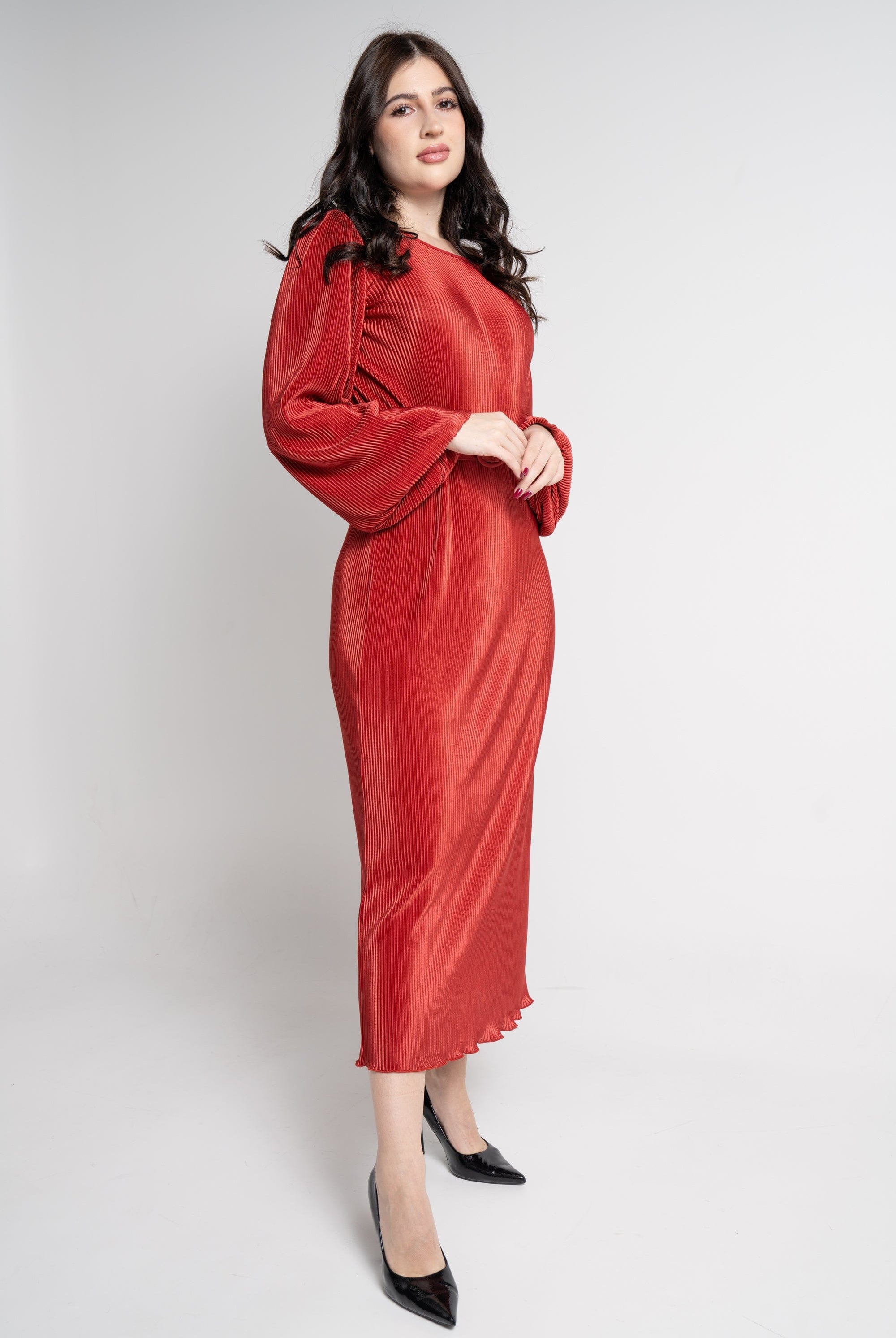 نتشي فستان ميدي بأكمام طويلة بليسيه نسائي أحمر