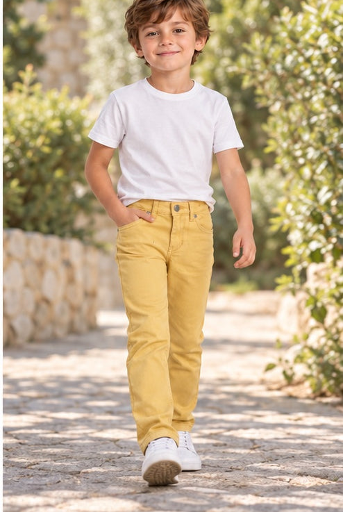 Gingersnaps bpa0435 lifestyle boy model image