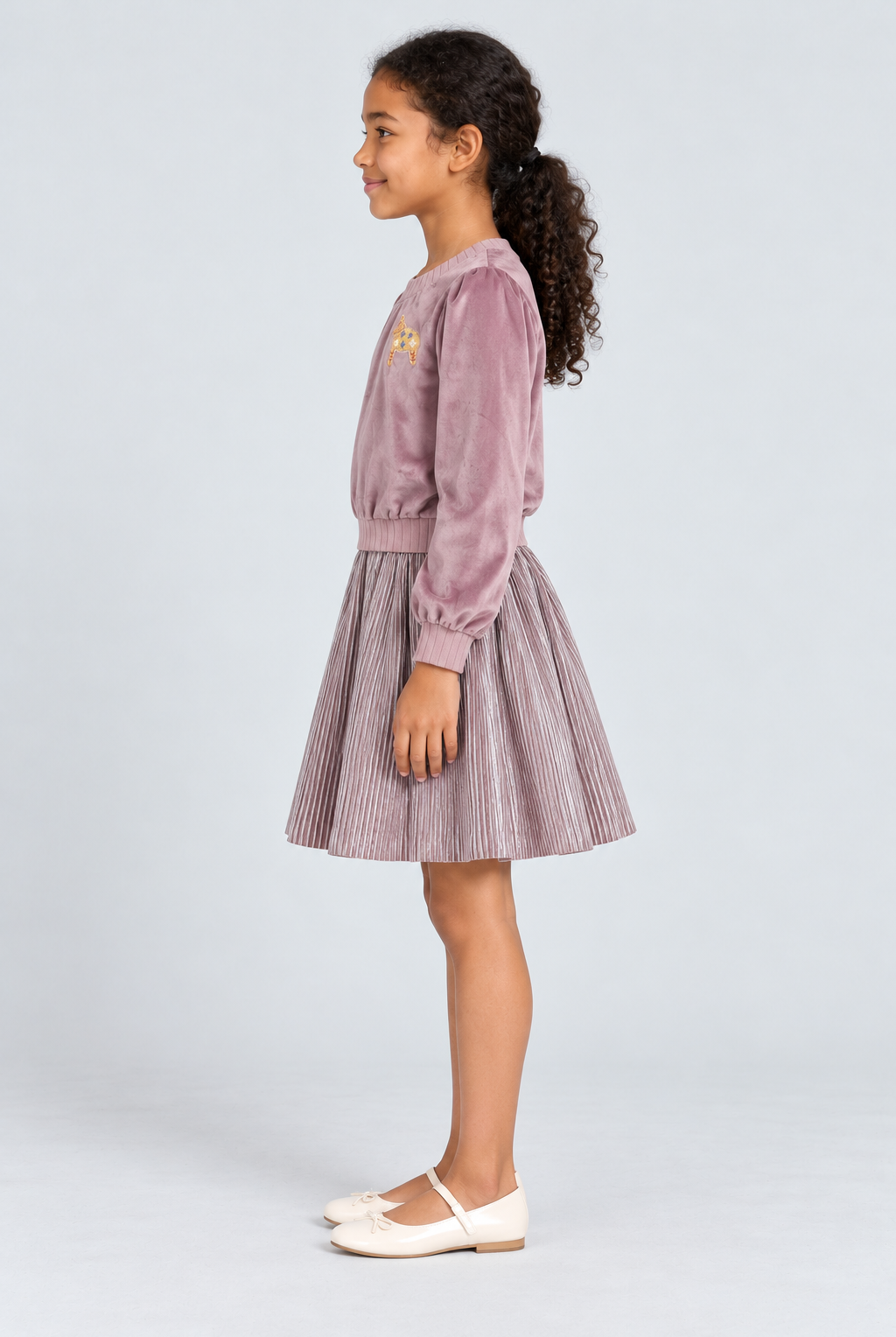 فستان بناتي سادة مكشكش من الاسفل — side model view