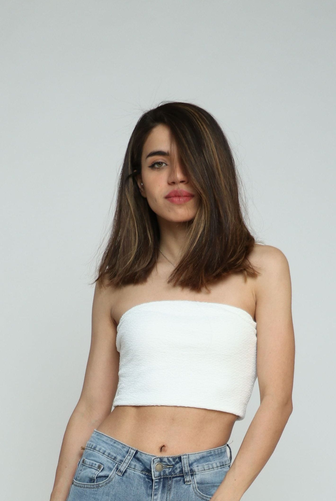 بلوزه كروب توب سادة للنساء بقصة ضيقة