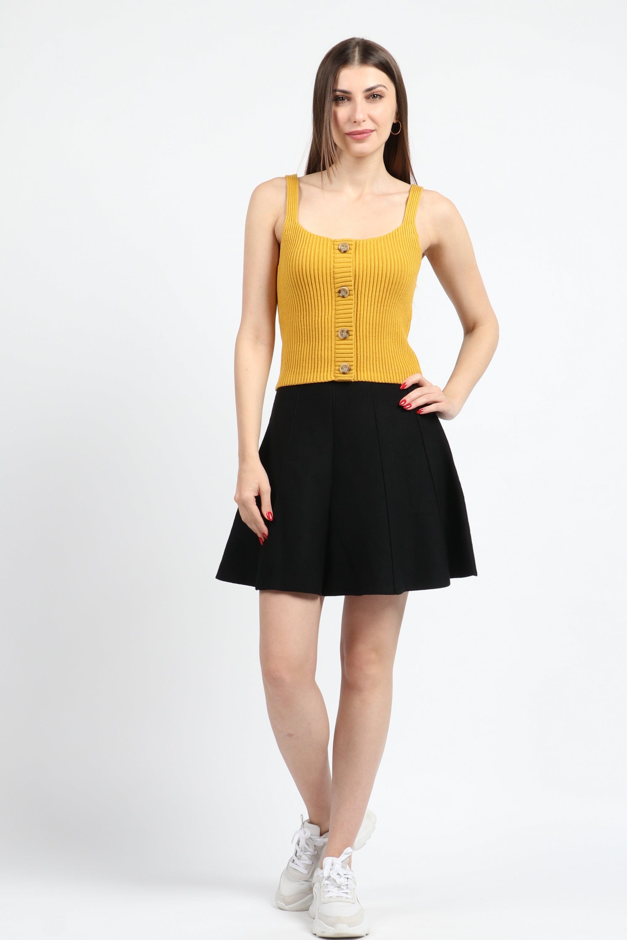 كيتشن بلوزة بدون أكمام مضلع سادة بأزرار أمامية