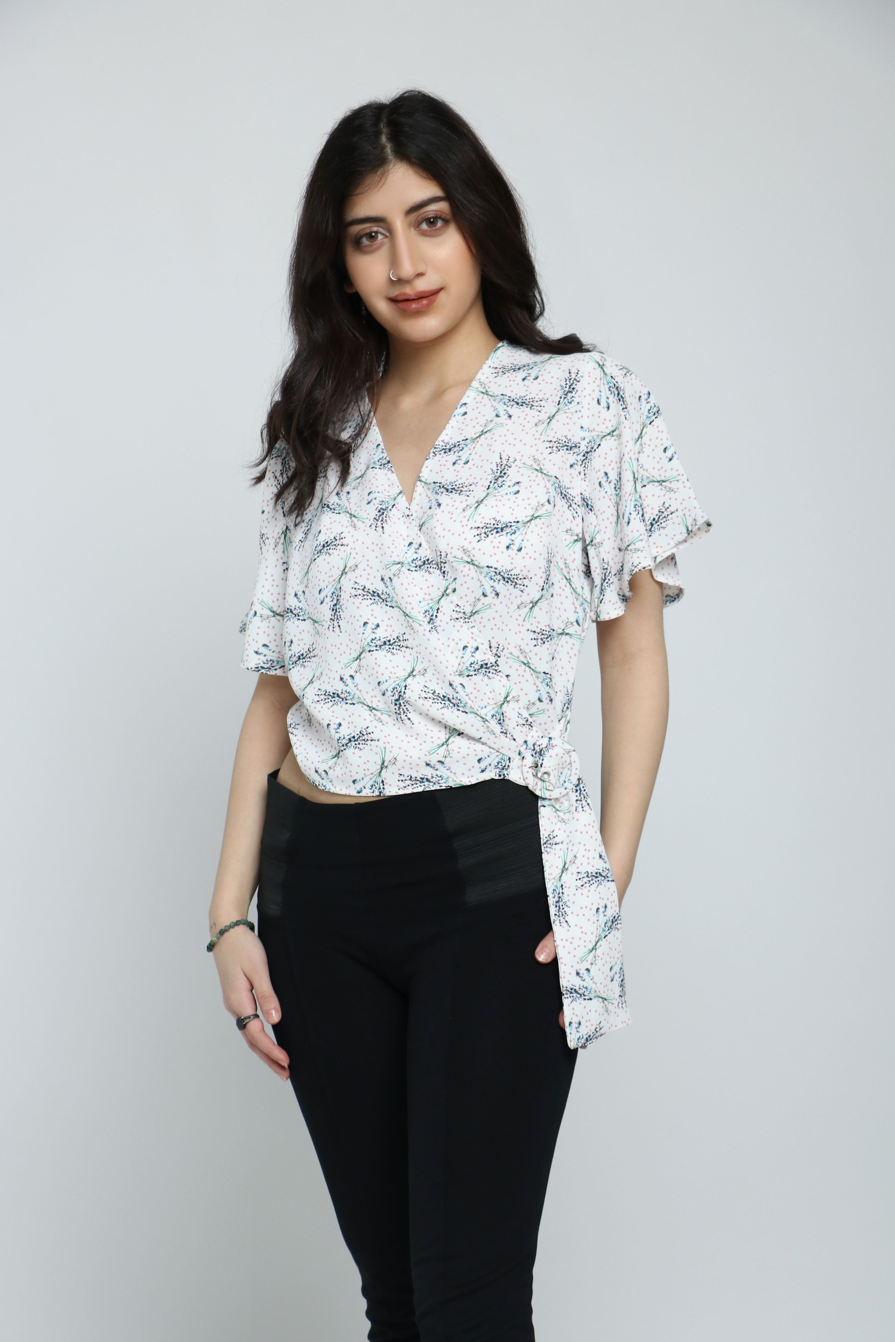 كيتشن بلوزة مشجرة لف كم قصير واسع نسائي